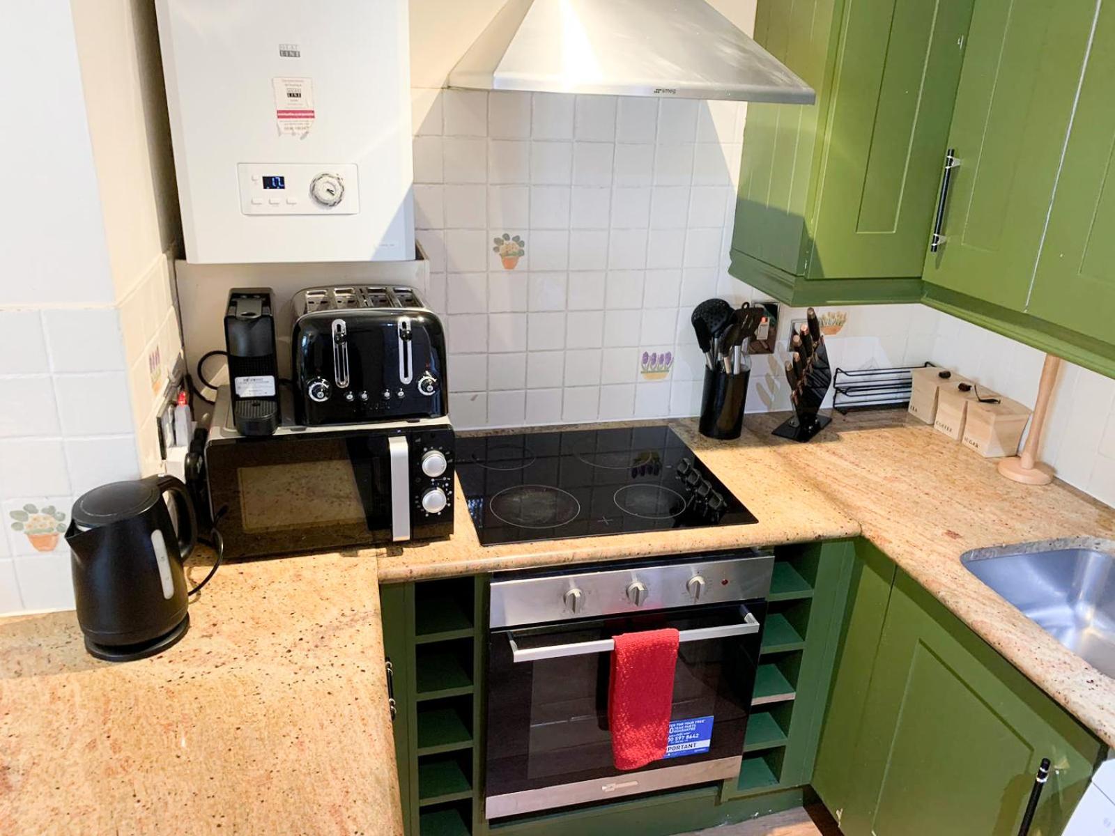 Lovely 1 Bedroom Flat In West Kensington London, Shepherd's Bush Lejlighed *
