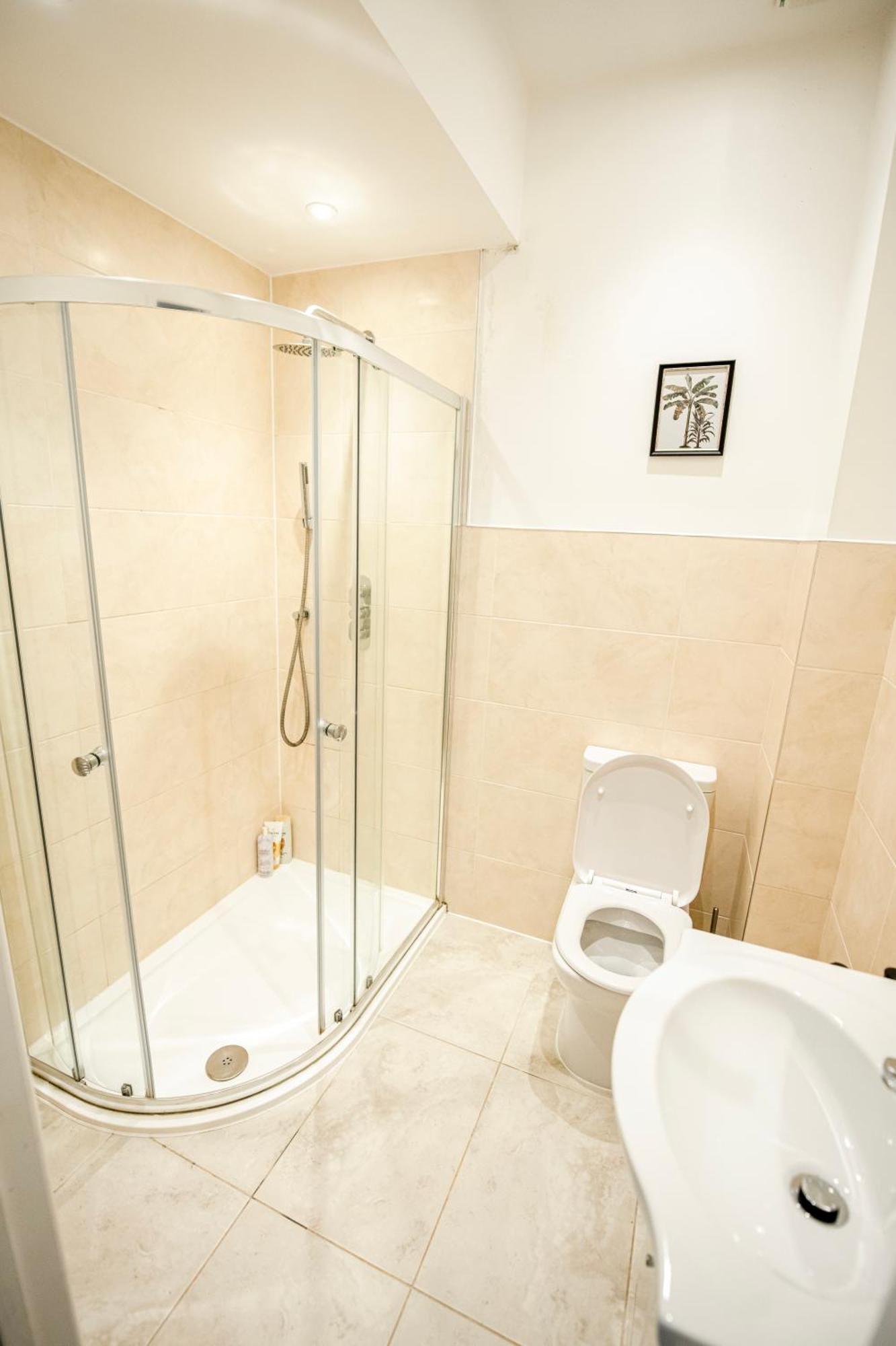 Apartment Charming 2-bedroom Flat In Shepherd's Bush, Near Hammersmith