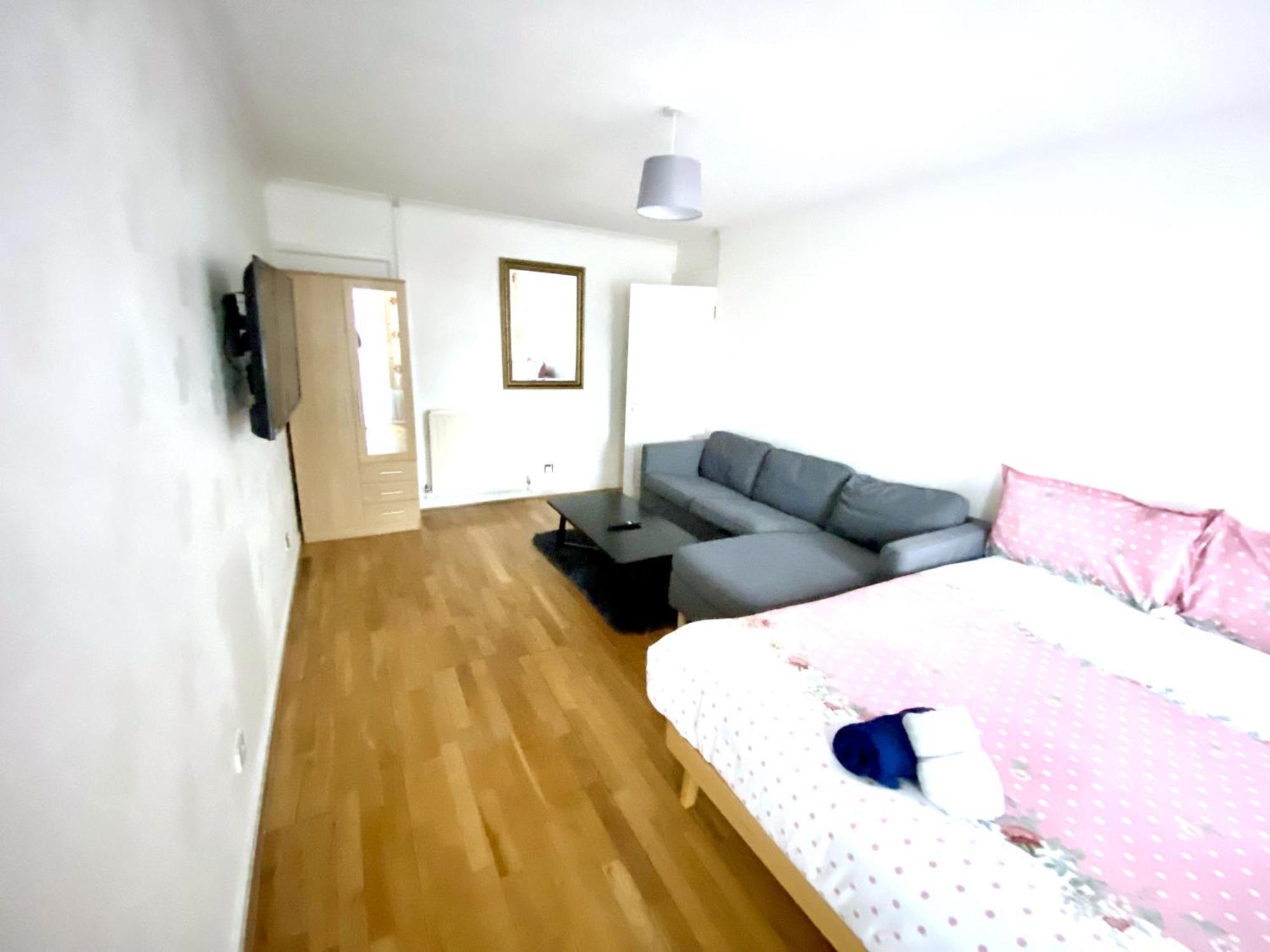 Laret Appartement *