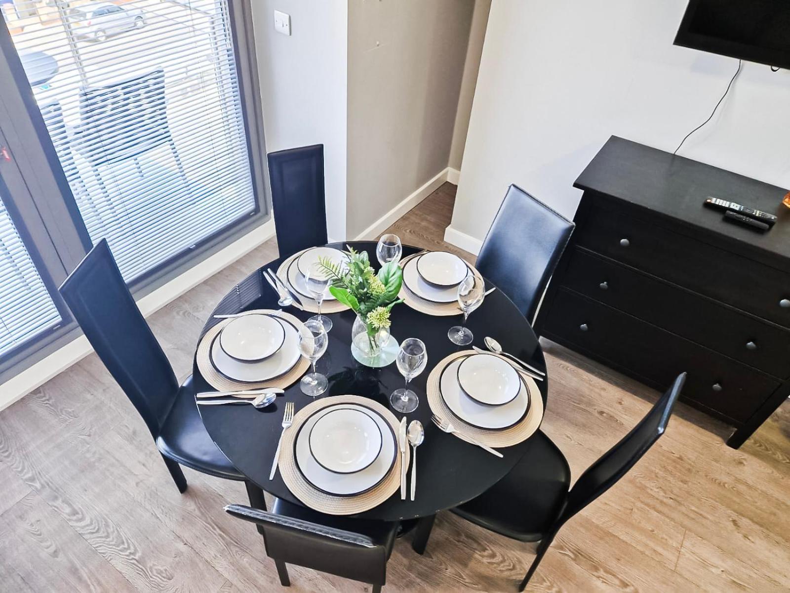 Contemporary With Private Terraces In Shoreditch, Hoxton, Islington Lägenhet *