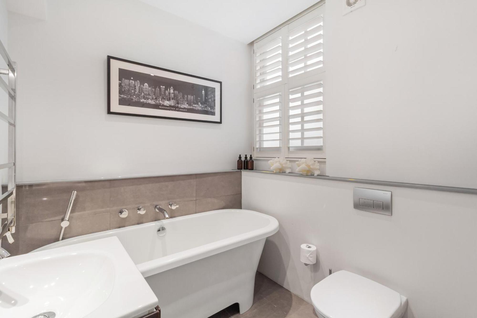 Luxurious Townhouse - La Reserve Knightsbridge * London