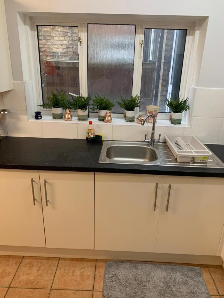 7 Bedroom Victorian House Zone 2 Vakantiehuis