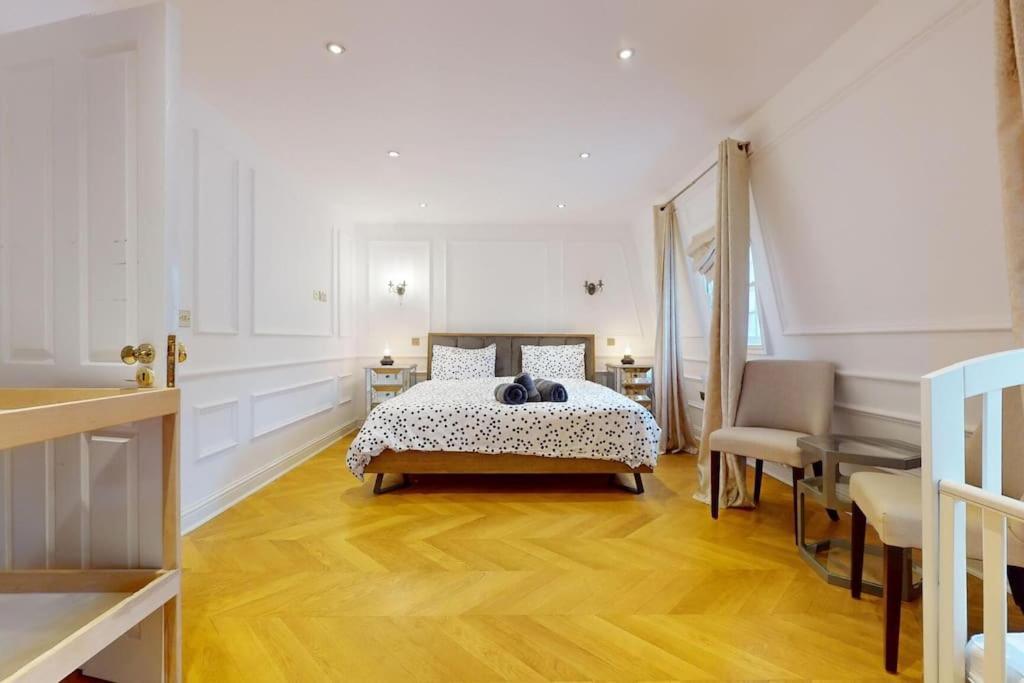 -air Con- Premium House - Prime Location Holiday home