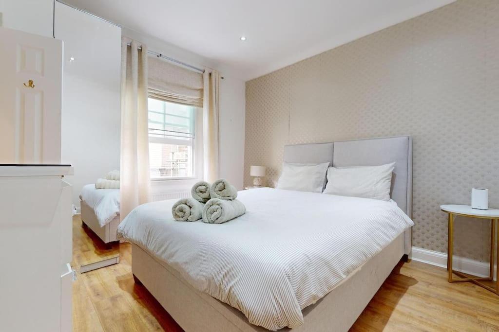 Holiday home -air Con- Premium House - Prime Location