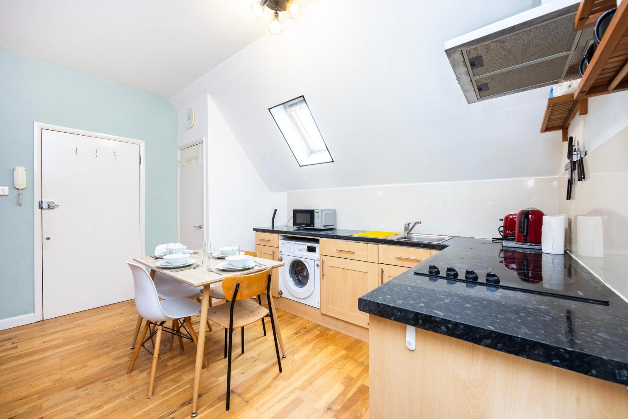 Lägenhet Vibrant Fresh Flat Near The Station - New Cross - Goldsmiths *