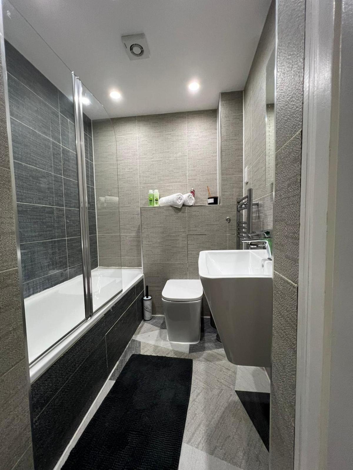 Cool 2bed Flat Zone 1 Lejlighed *