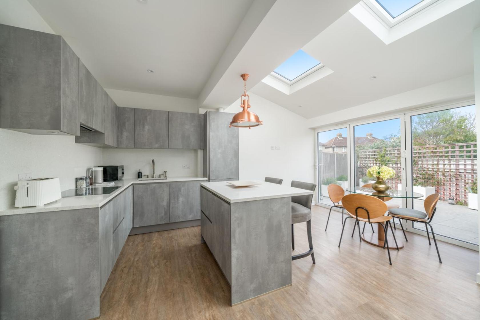 Ferienhaus Urban Escape - Spacious 3-bedroom Close To Canary Wharf *