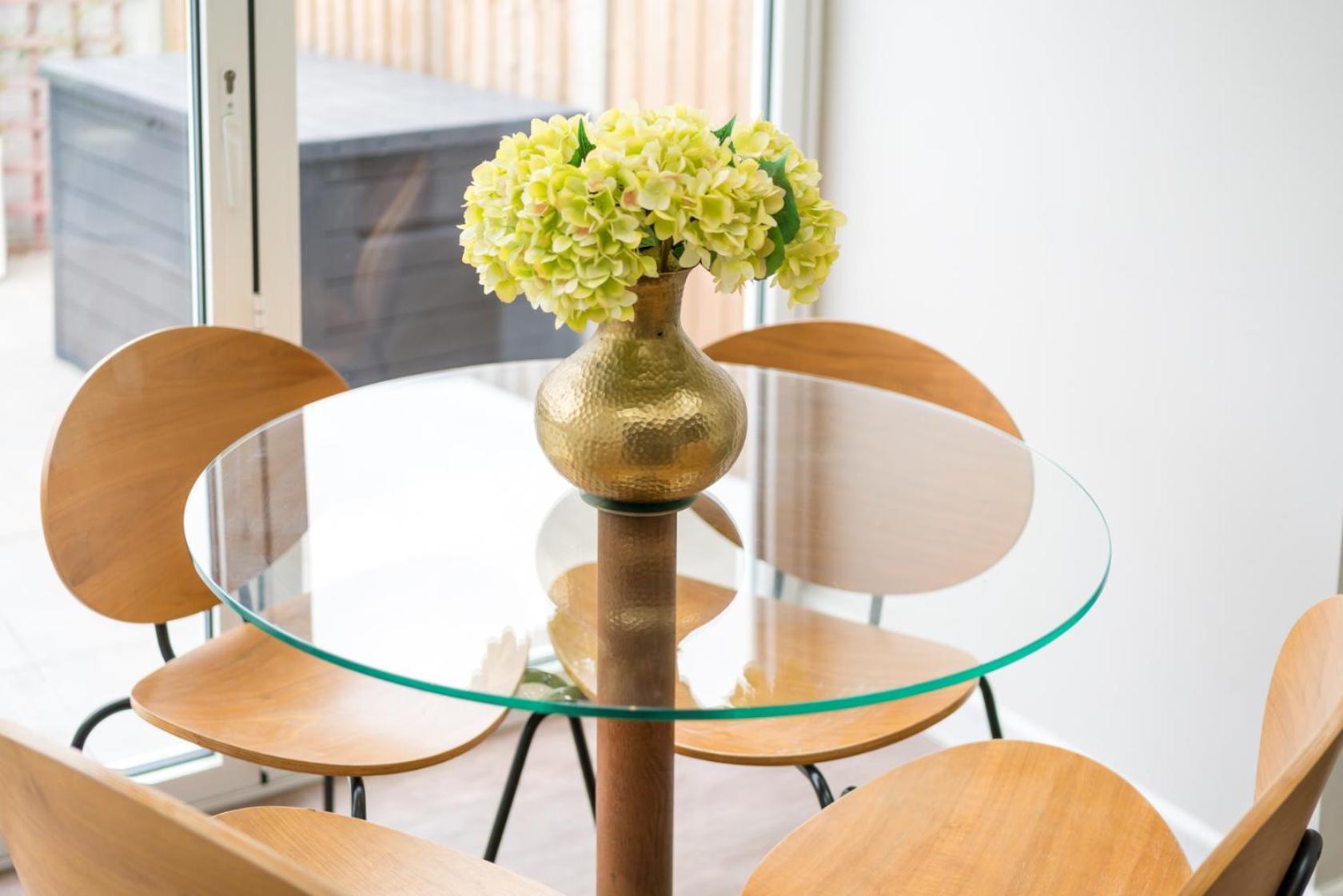 Ferienhaus Urban Escape - Spacious 3-bedroom Close To Canary Wharf London