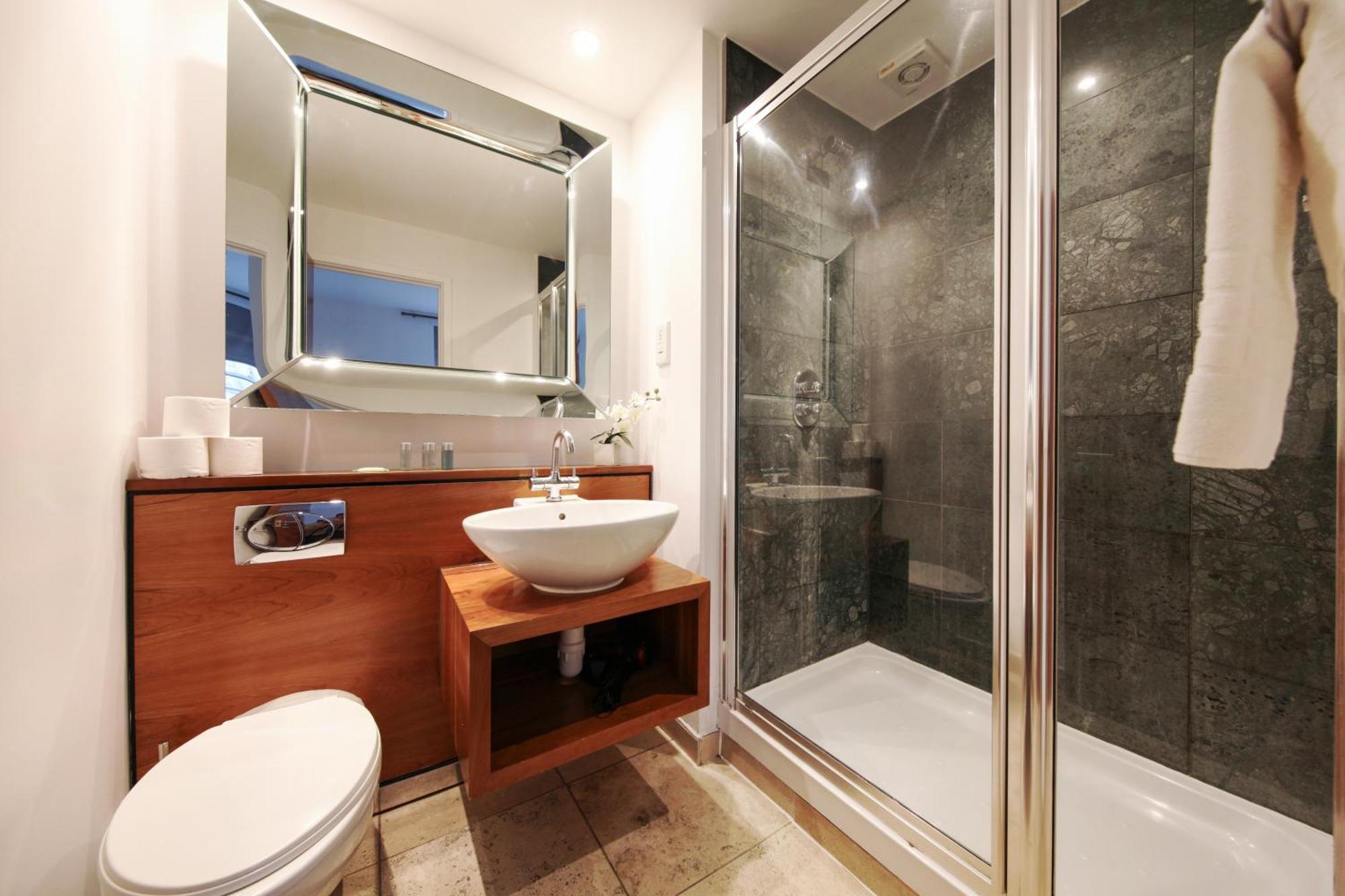 Chic 2 Bed Near Camden Market Free Wifi By Aparts Apartment *