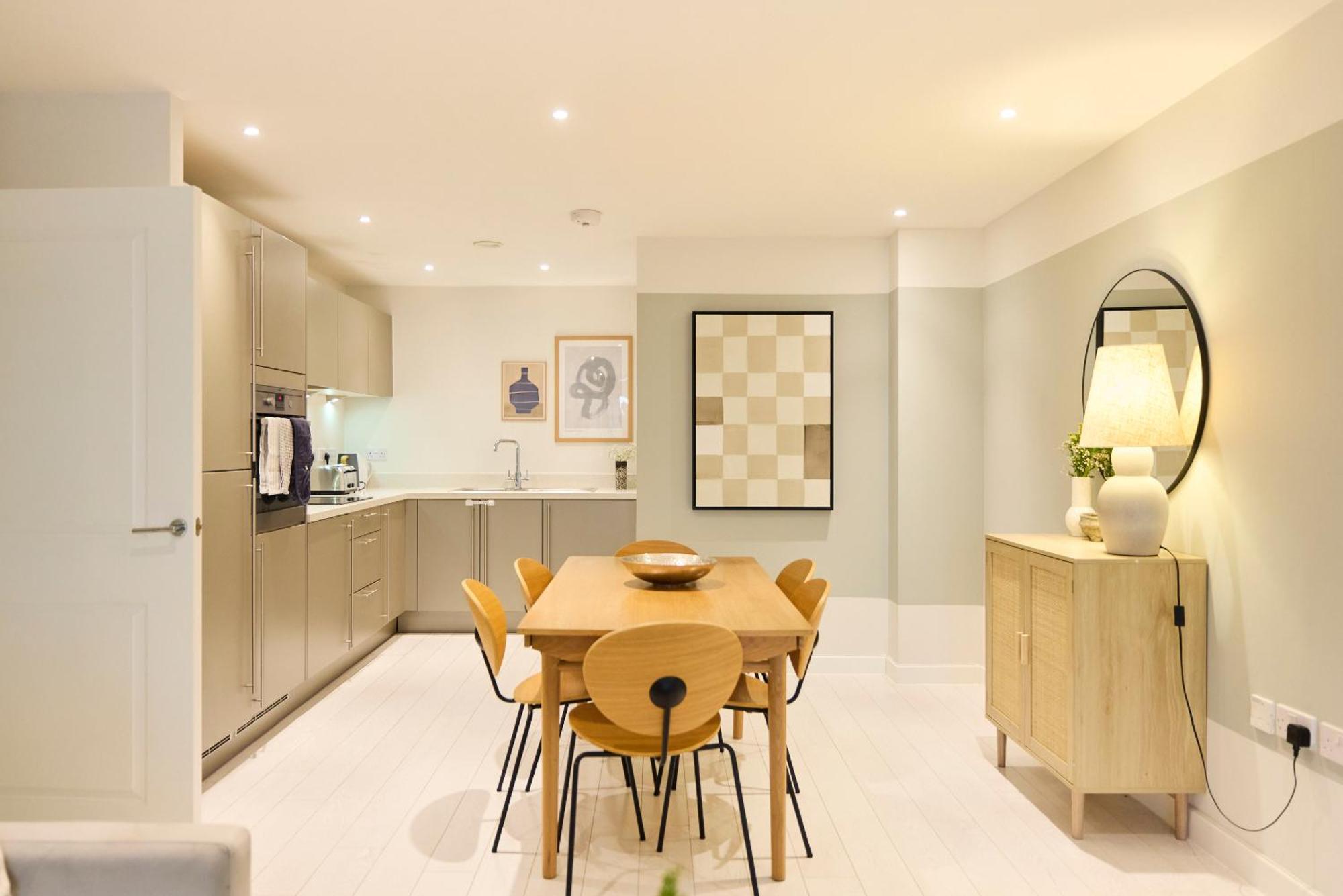 The River Lea Escape - Charming & Bright 2bdr Flat Lägenhet