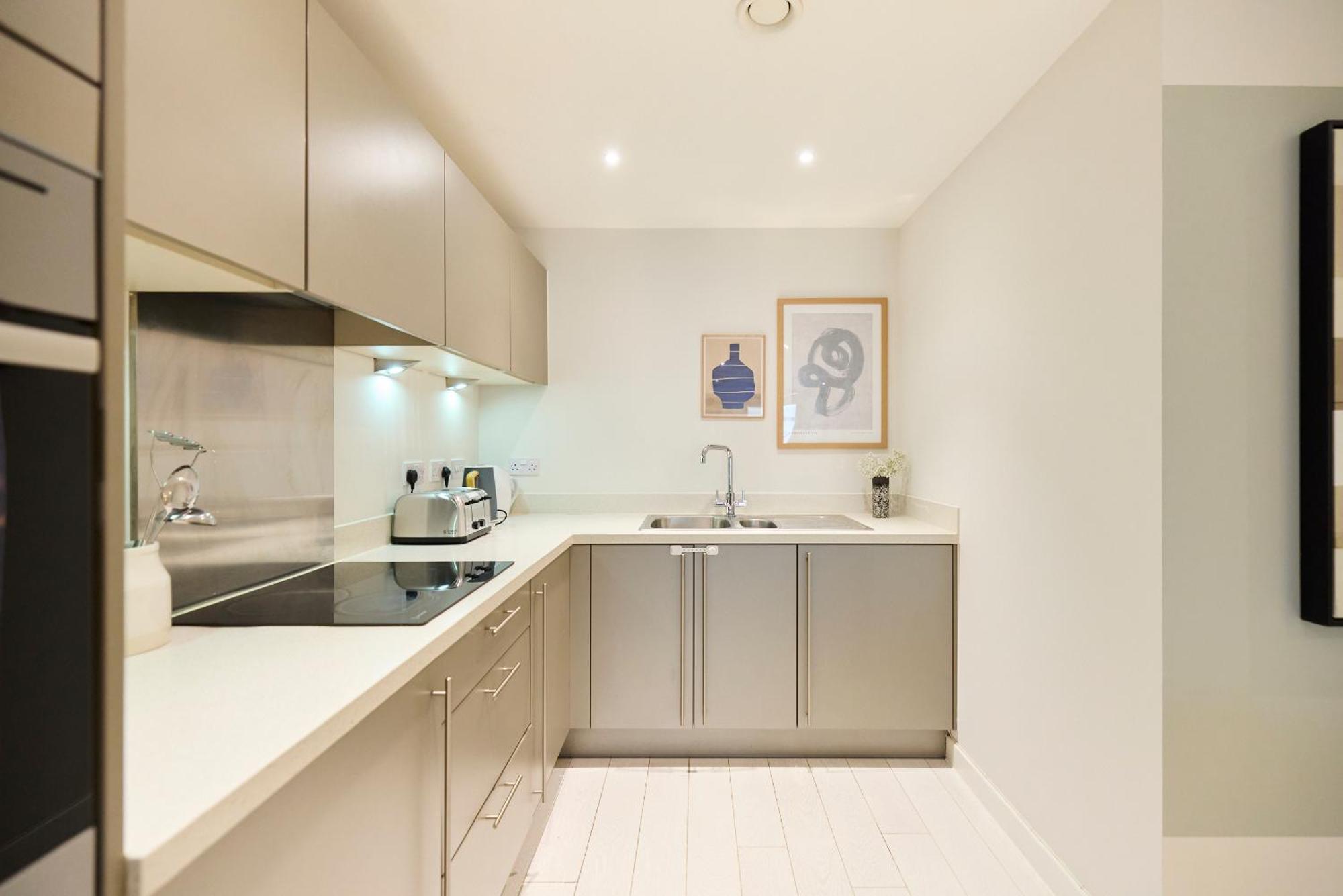The River Lea Escape - Charming & Bright 2bdr Flat * London
