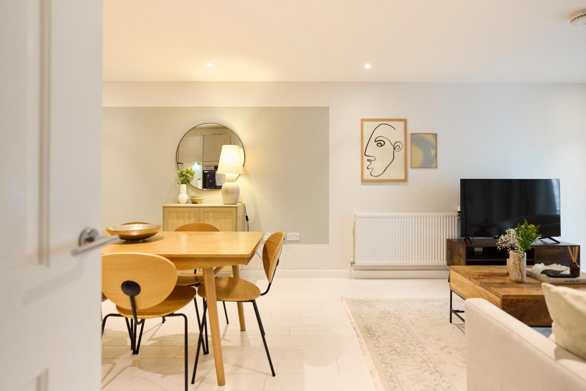 The River Lea Escape - Charming & Bright 2bdr Flat Apartment *