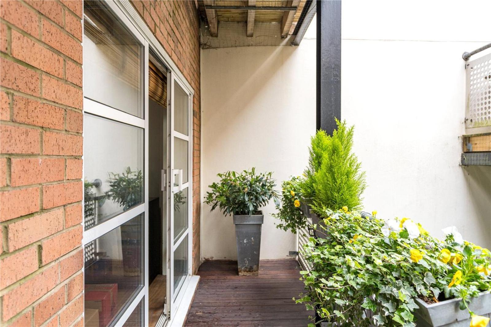 Apartment Chic 2 Bed Near Camden Market Free Wifi By Aparts *