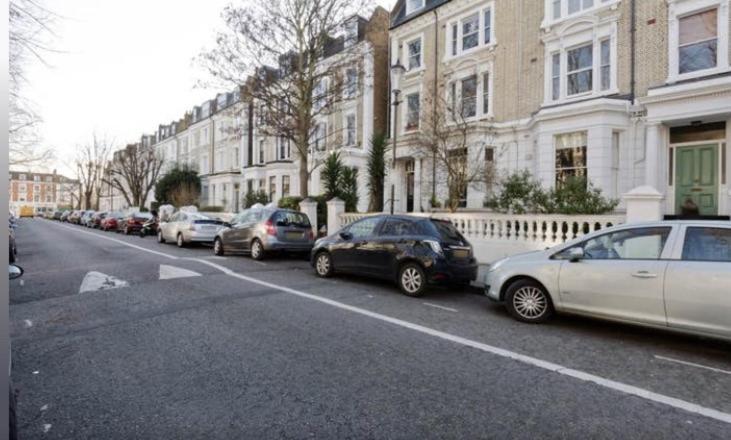 Spacious Double Bedroom In Kensington Appartement Londres