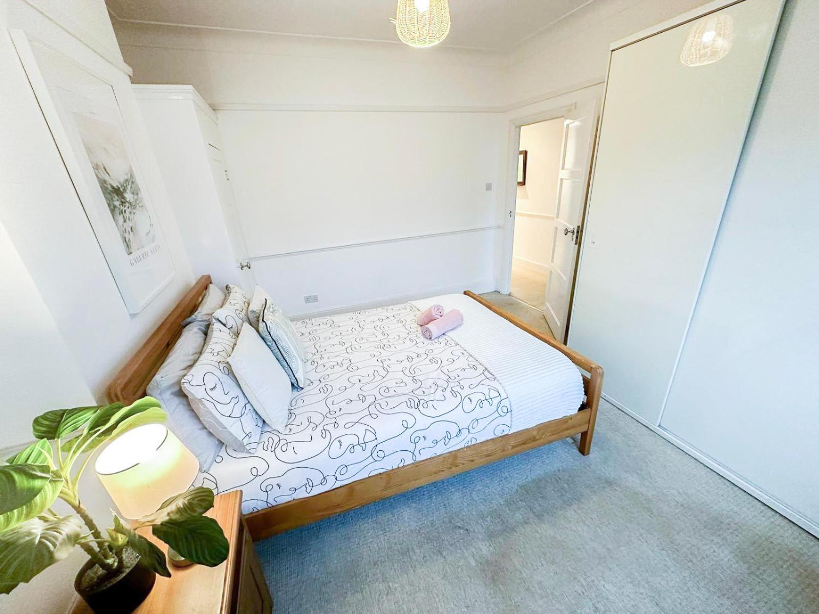 Lovely 3 Bedroom Maisonette With Private Roof Terrace In Hammersmith Appartamento