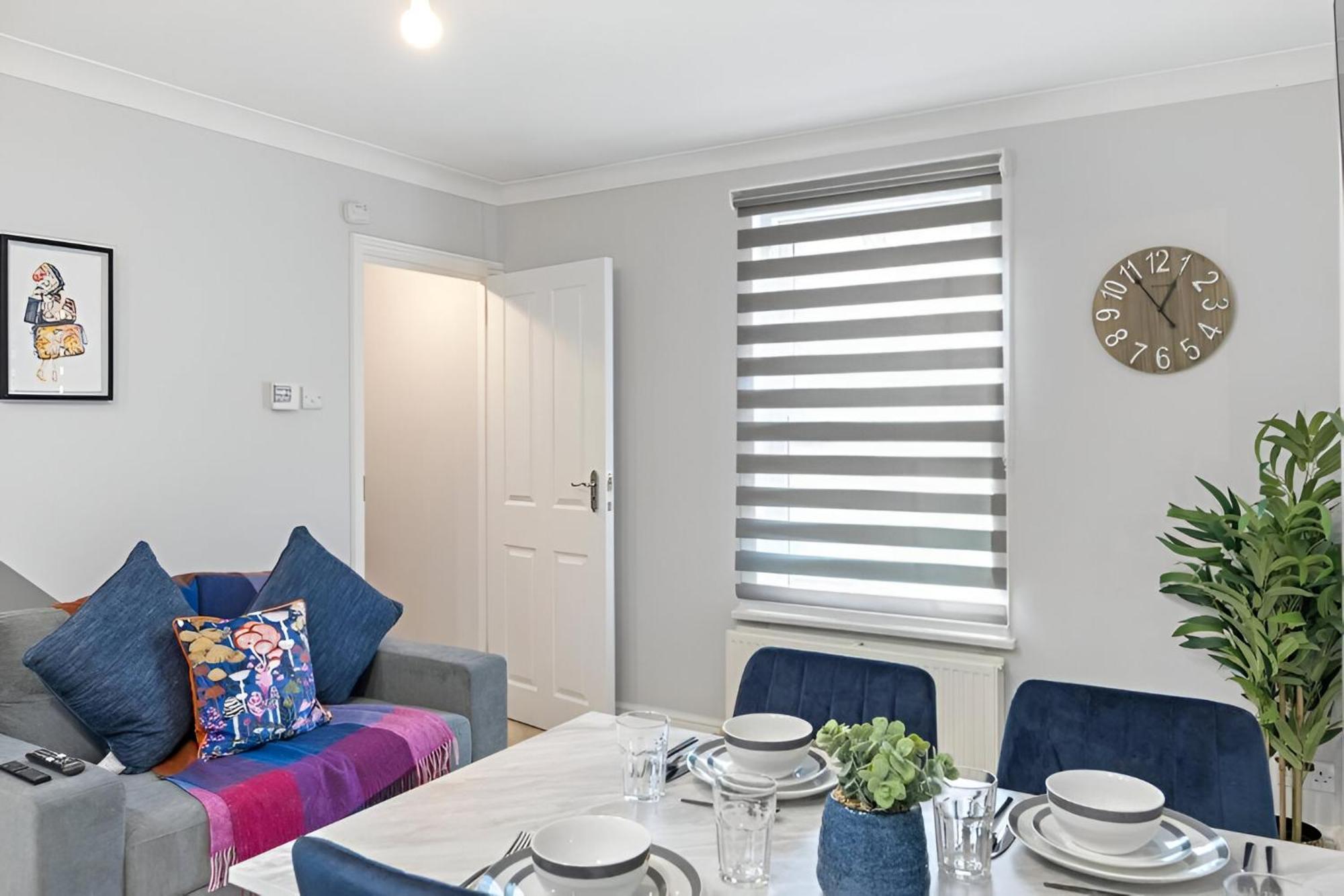 Sophistication Chic 3-br For Modern Living Leilighet London