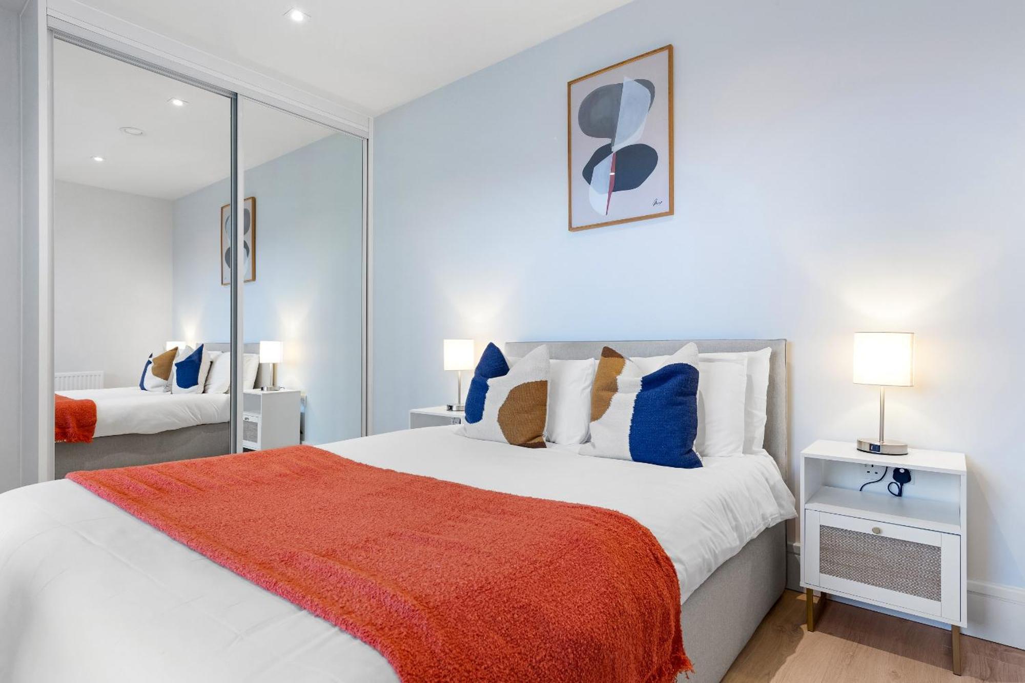 Apartment Stylish Retreats On Olympic Way London