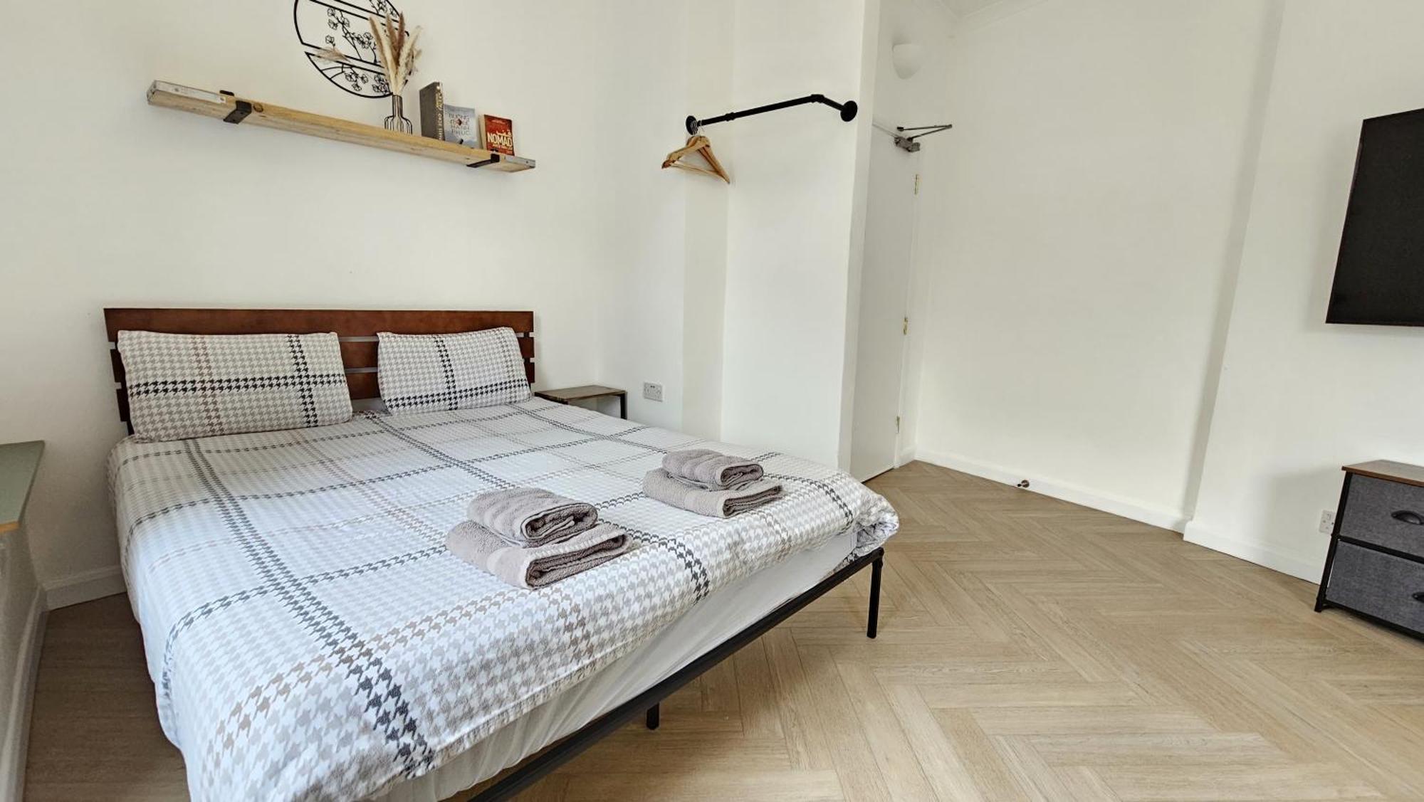 Newly Renovated & Ensuite Rooms! - Camberwell * Londen