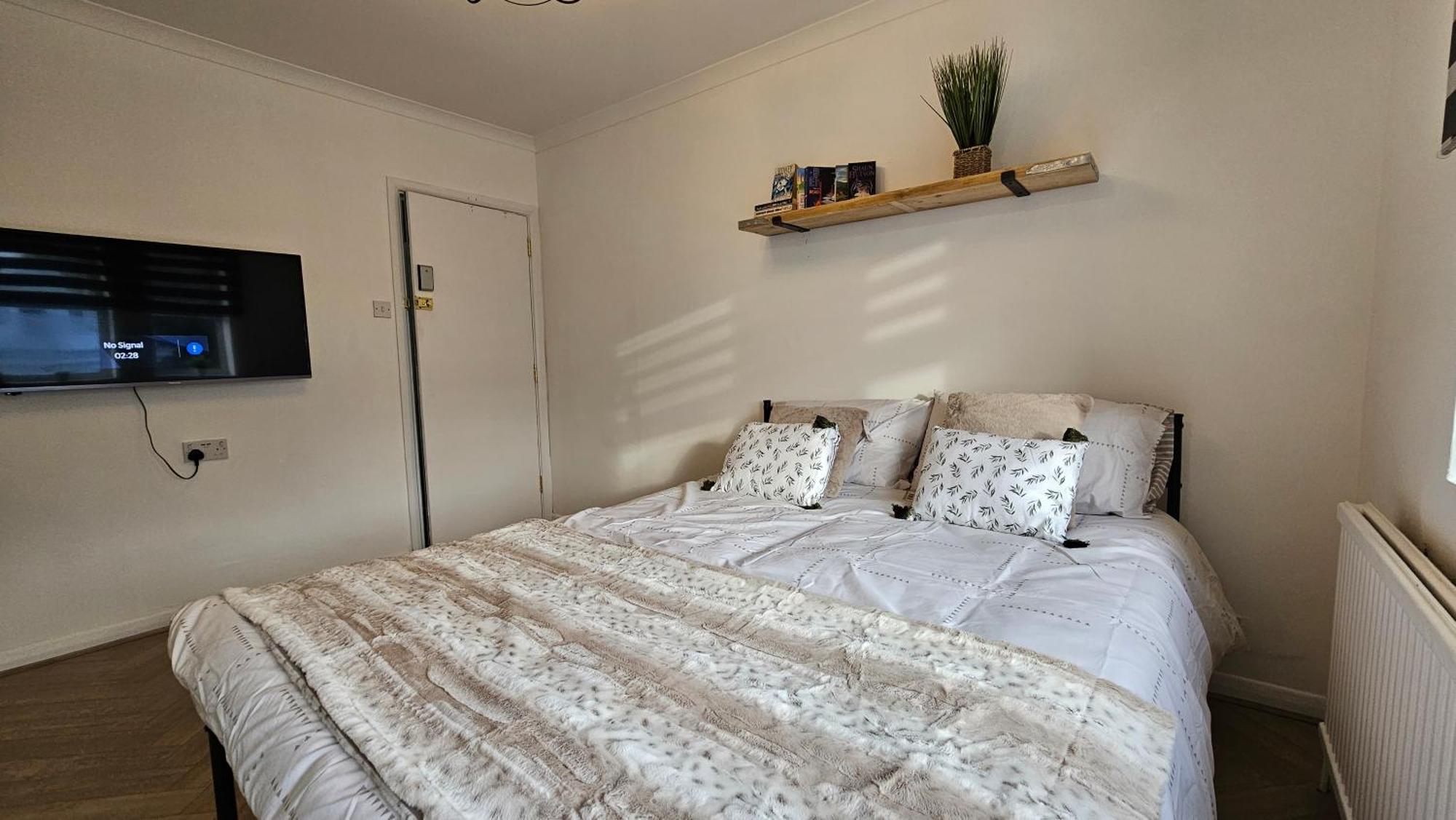Newly Renovated & Ensuite Rooms! - Camberwell *