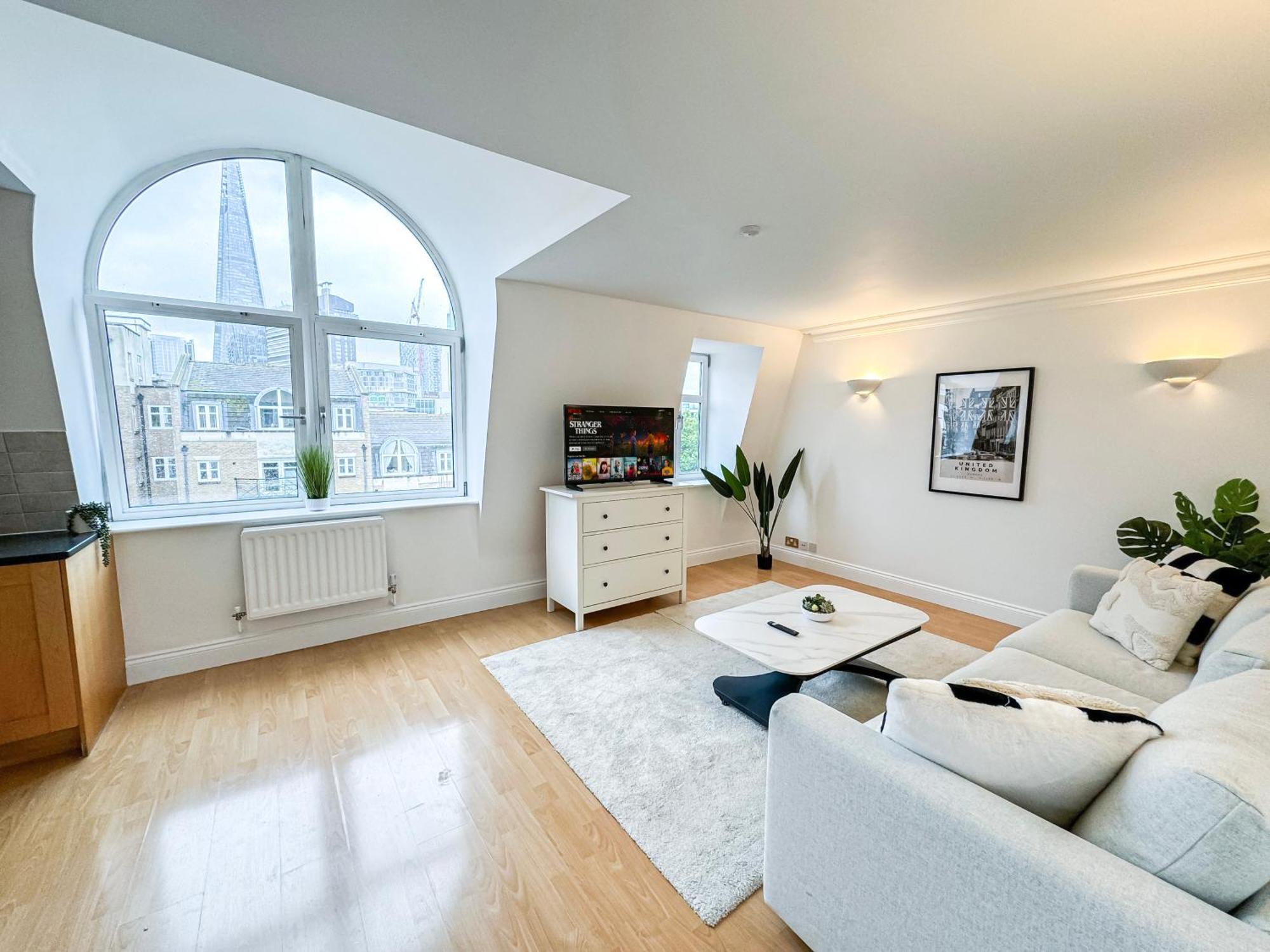 Lux 3 Bedroom Penthouse In Borough Near The Shard, Bermondsey *