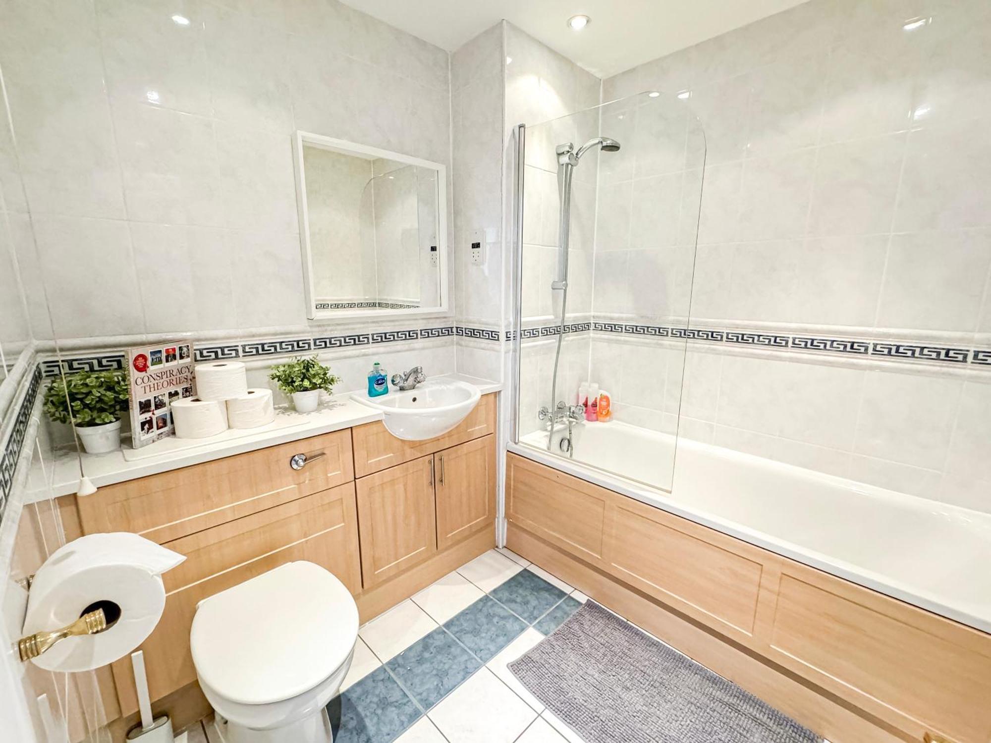 Lux 3 Bedroom Penthouse In Borough Near The Shard, Bermondsey Apartment *