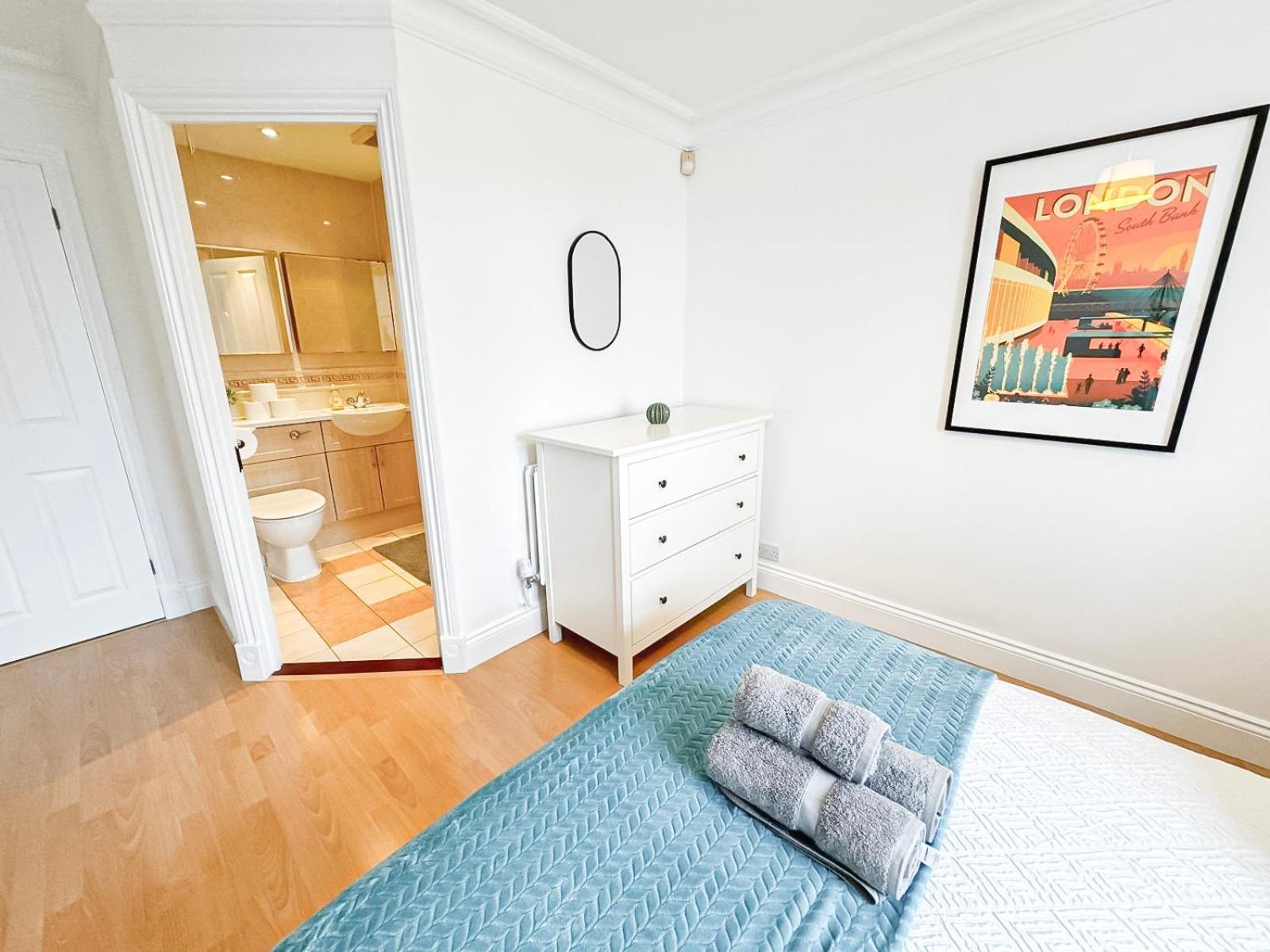 Lux 3 Bedroom Penthouse In Borough Near The Shard, Bermondsey * London