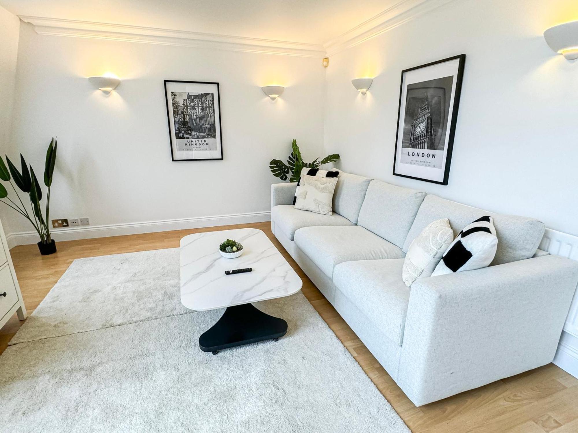 Lux 3 Bedroom Penthouse In Borough Near The Shard, Bermondsey Apartment