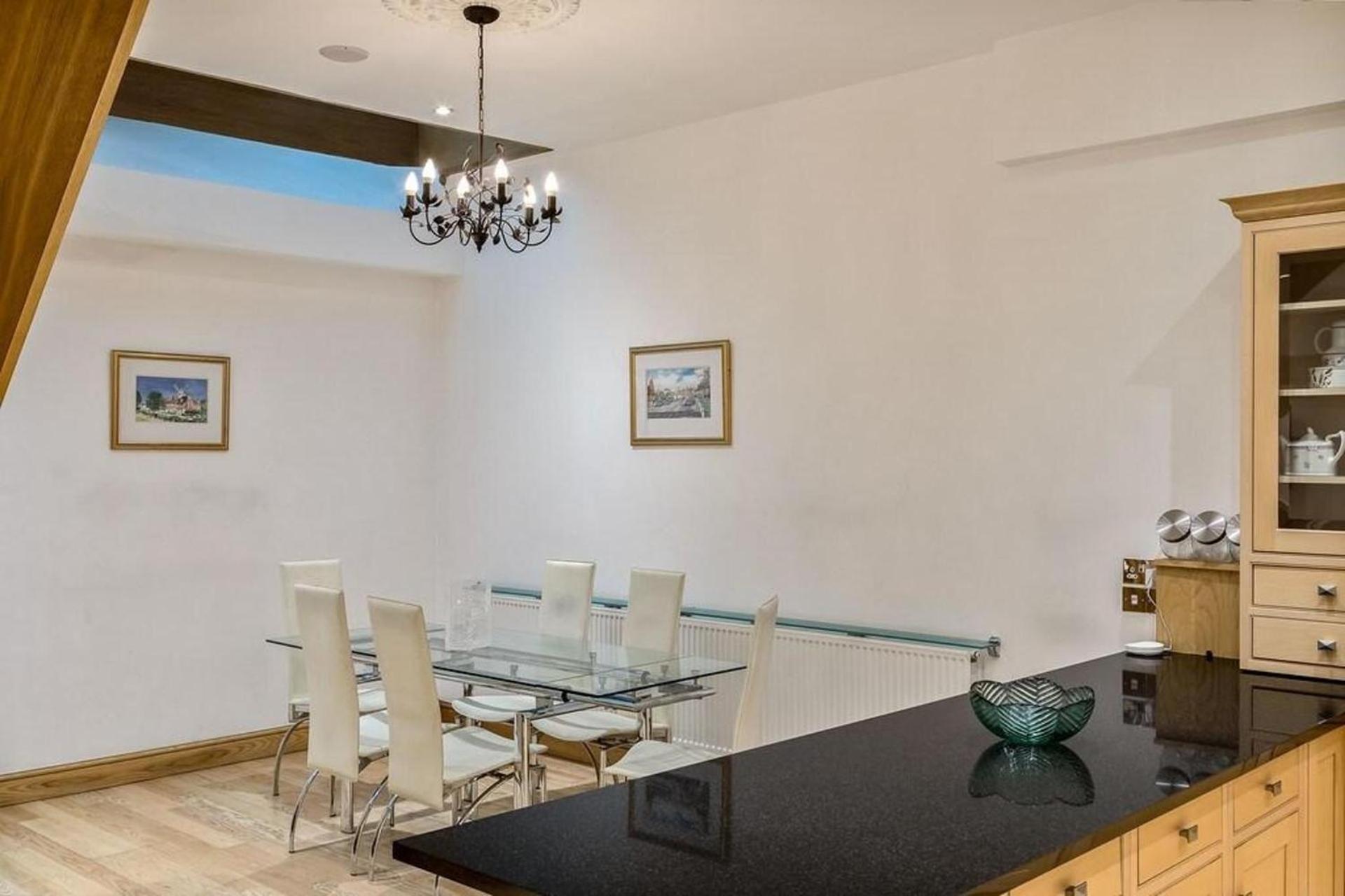 Specious Family Kensington House - 5 Bedrooms Ferienhaus *