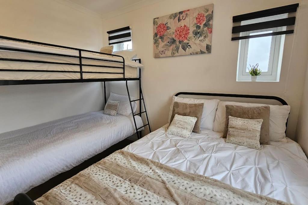 Newly Renovated & Ensuite Rooms! - Camberwell Appartement Londen