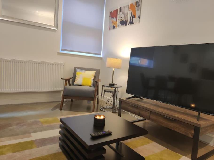 Lägenhet Beautiful, Spacious And Near Covent Garden London