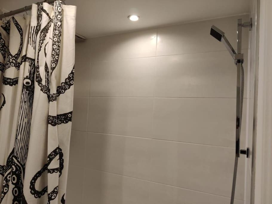 Beautiful, Spacious And Near Covent Garden Lägenhet *