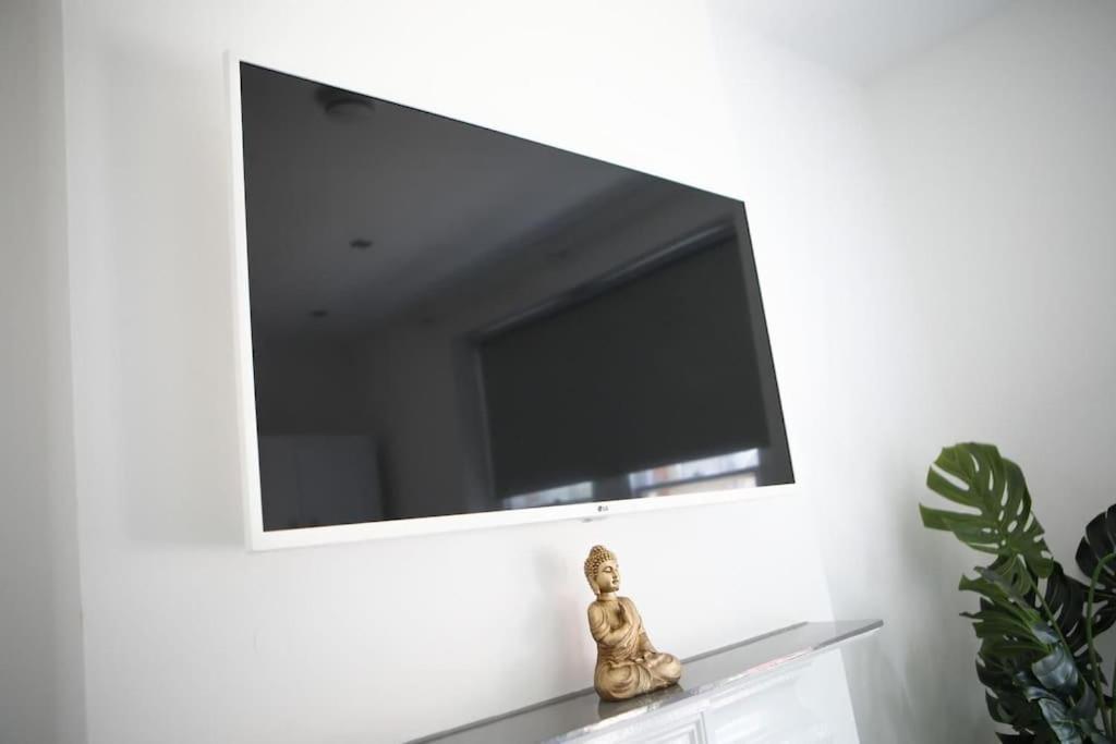 Appartement Wanstead Gem! Bright, Cosy & Immaculate 1 Bed On The High Street! Londres