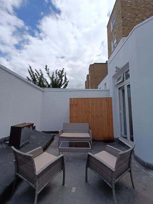 Lejlighed Charming And Cosy 1 Bed With Terrace In Prime South Kensington Location *