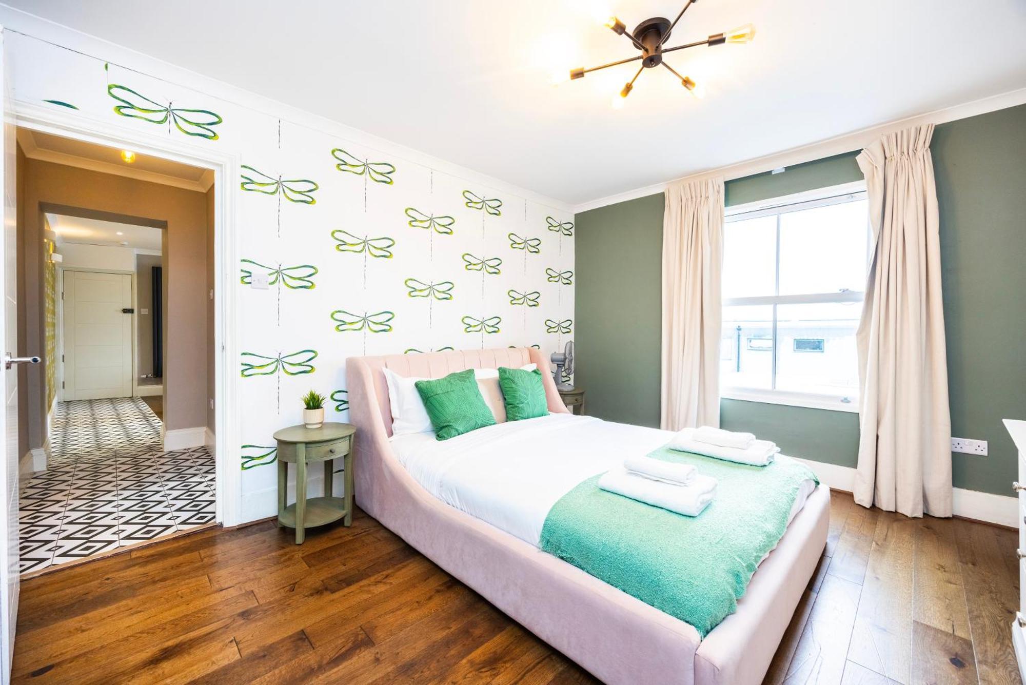 Spacious 2-bedroom In Balham Apartment