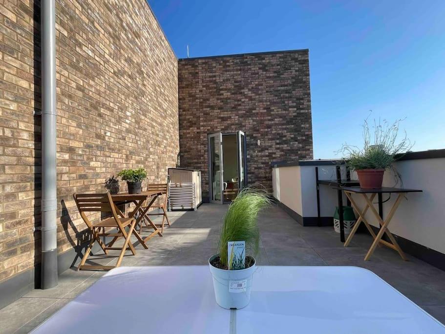 3 Bedroom Penthouse With Terrace And Skyline In Battersea Appartement *