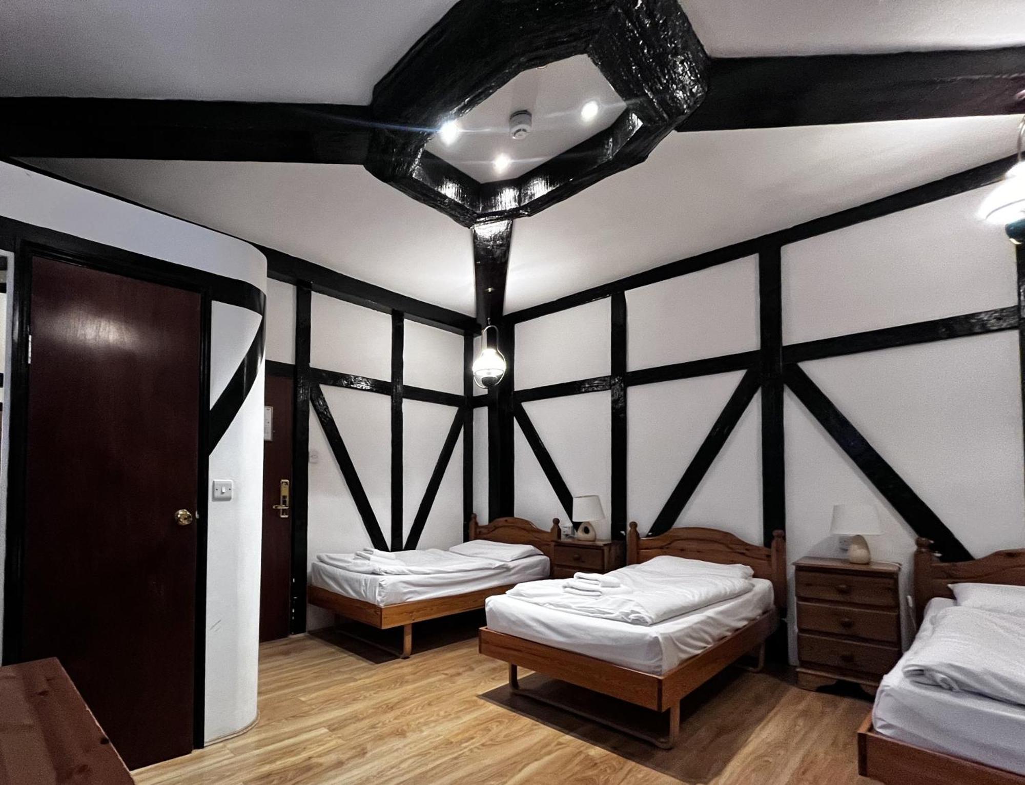 Dolphin Hotel London