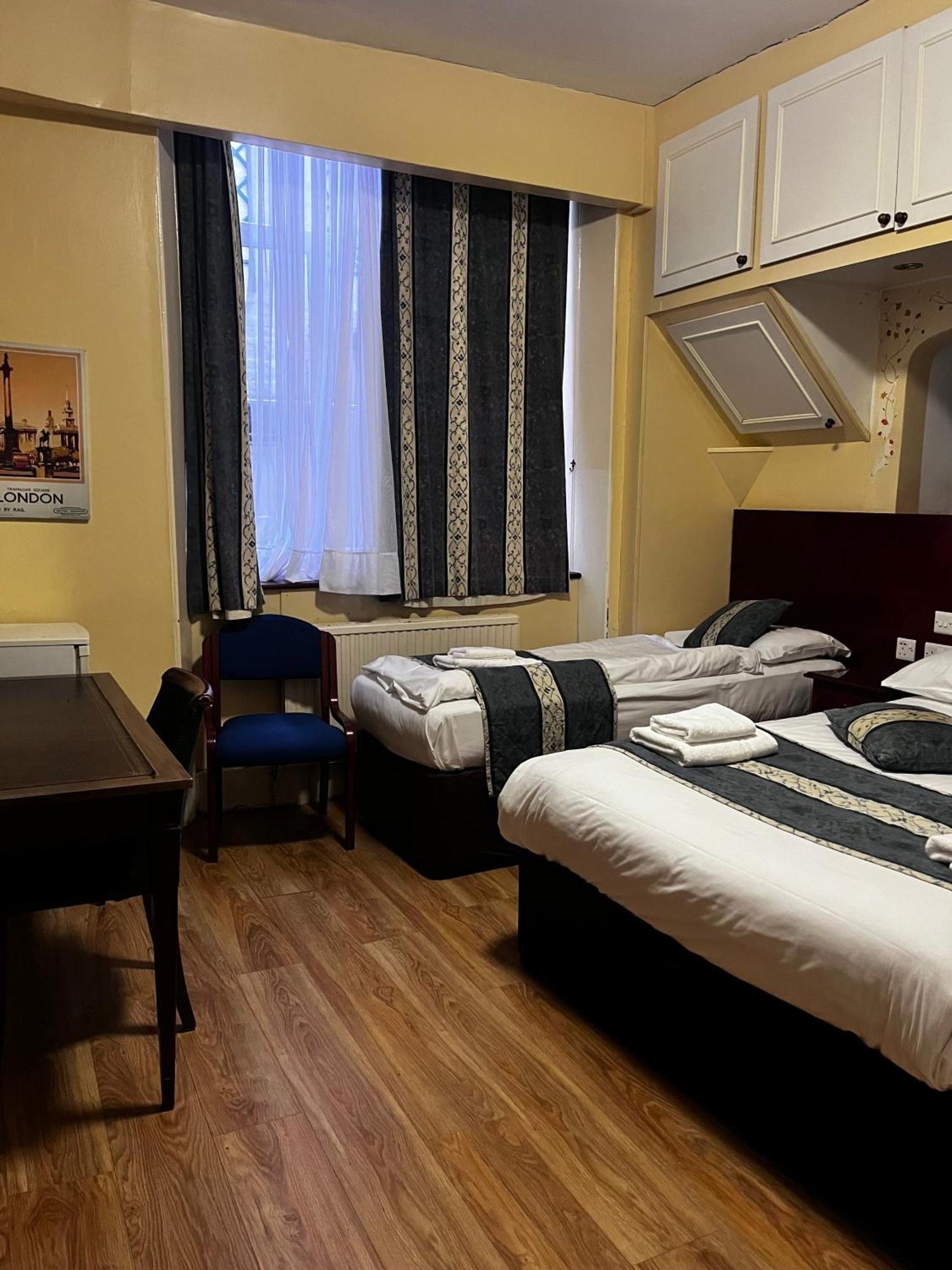 Dolphin Hotel London