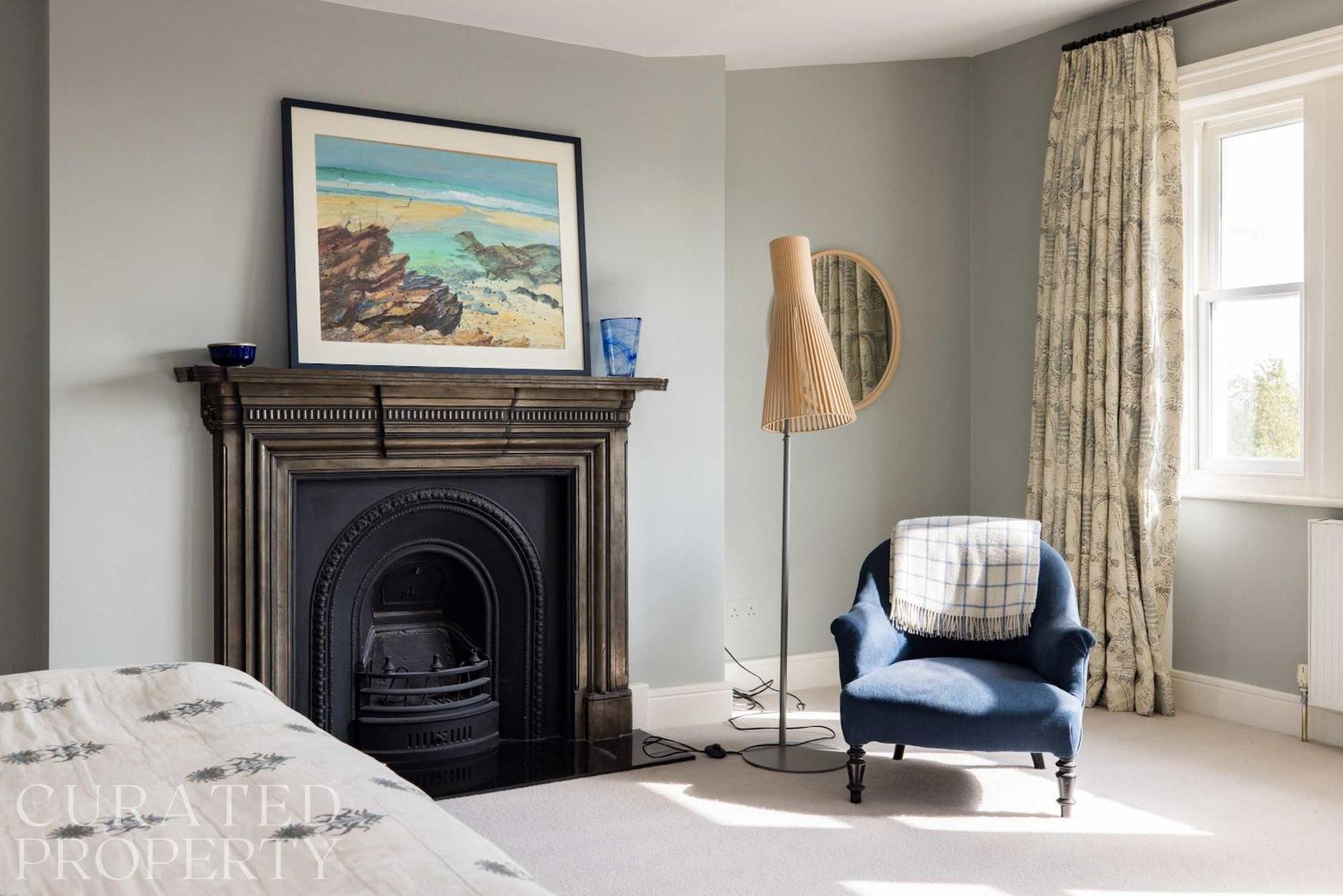 Elegant Primrose Hill Townhouse With Garden