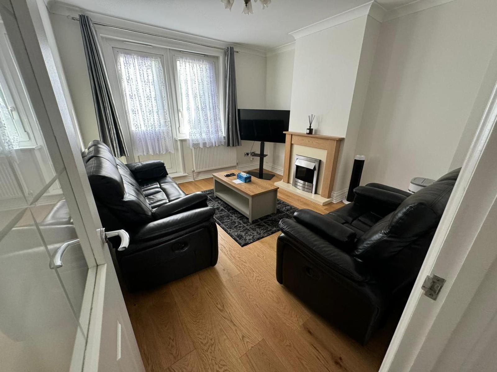 Homely And Very Comfortable Apartment London