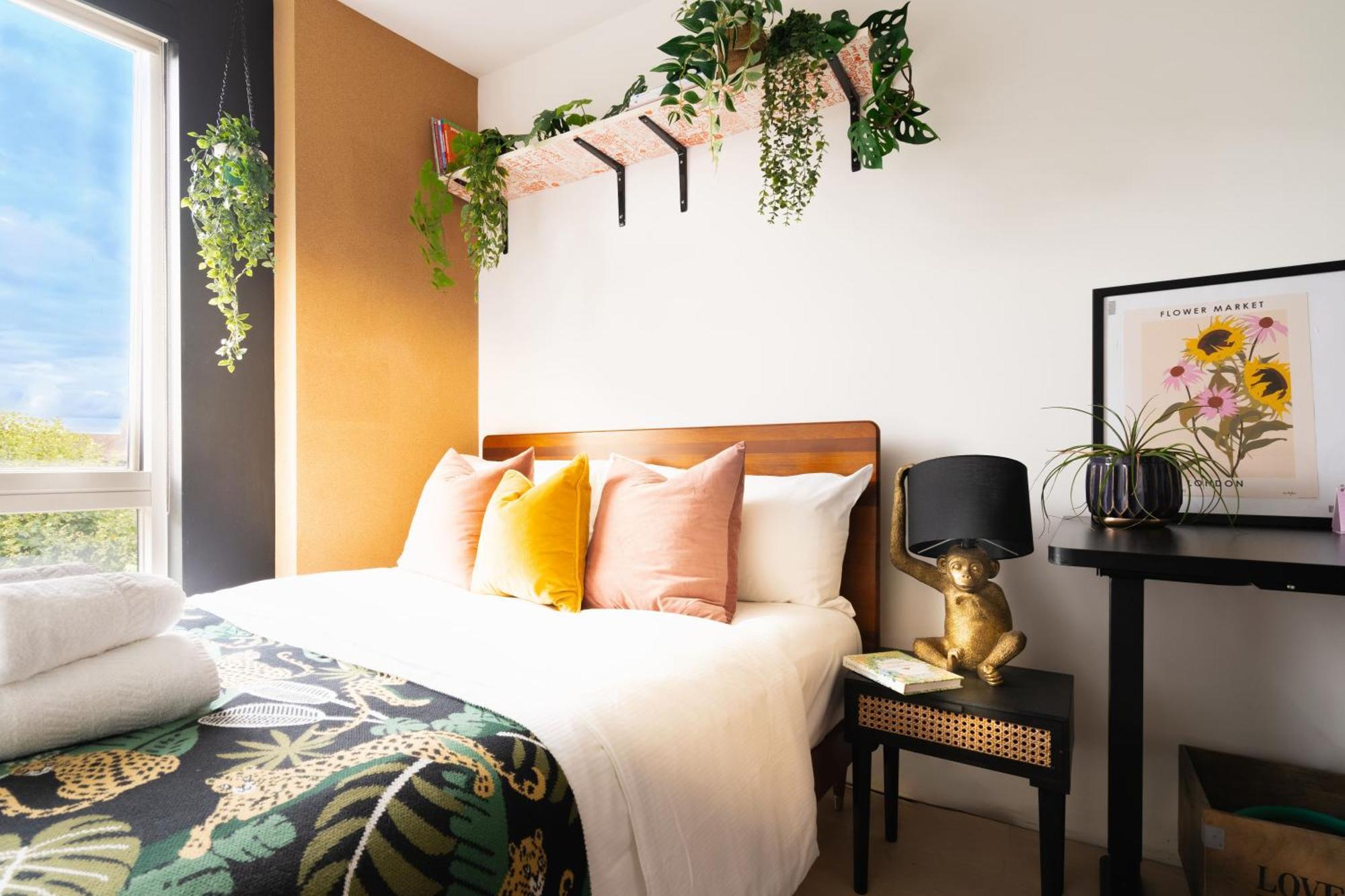 Urban Rainforeast, By Brick Lane E1, Family Friendly Leilighet London