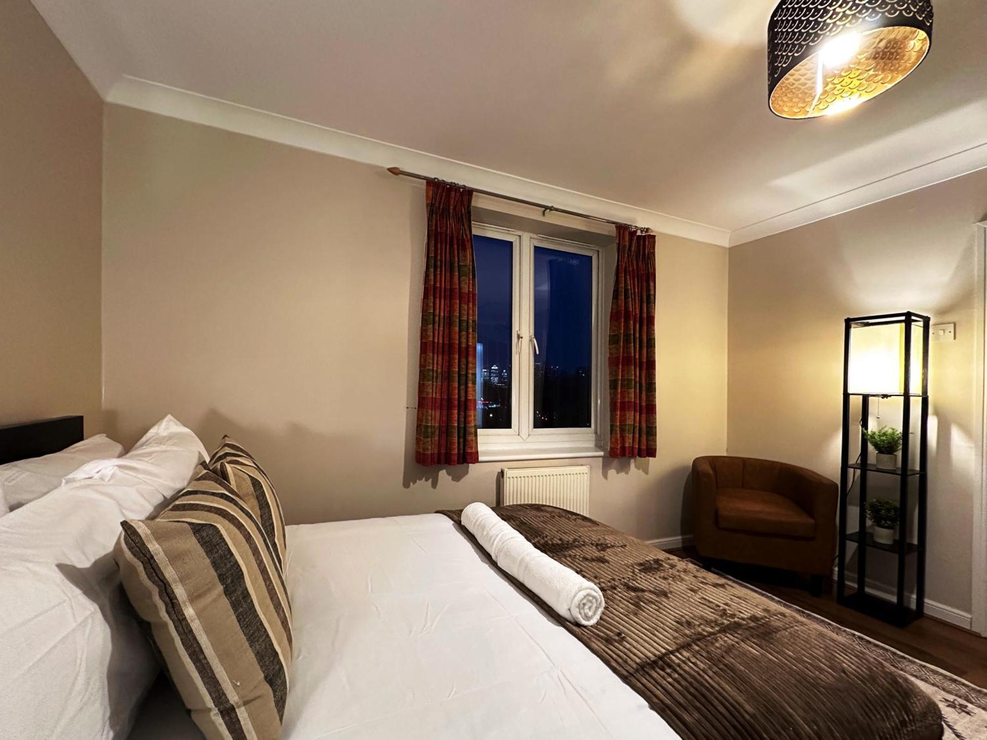 Betty's Place In Tower Hill - 2 Double Beds, Max 4 People, Great Location In Lägenhet *