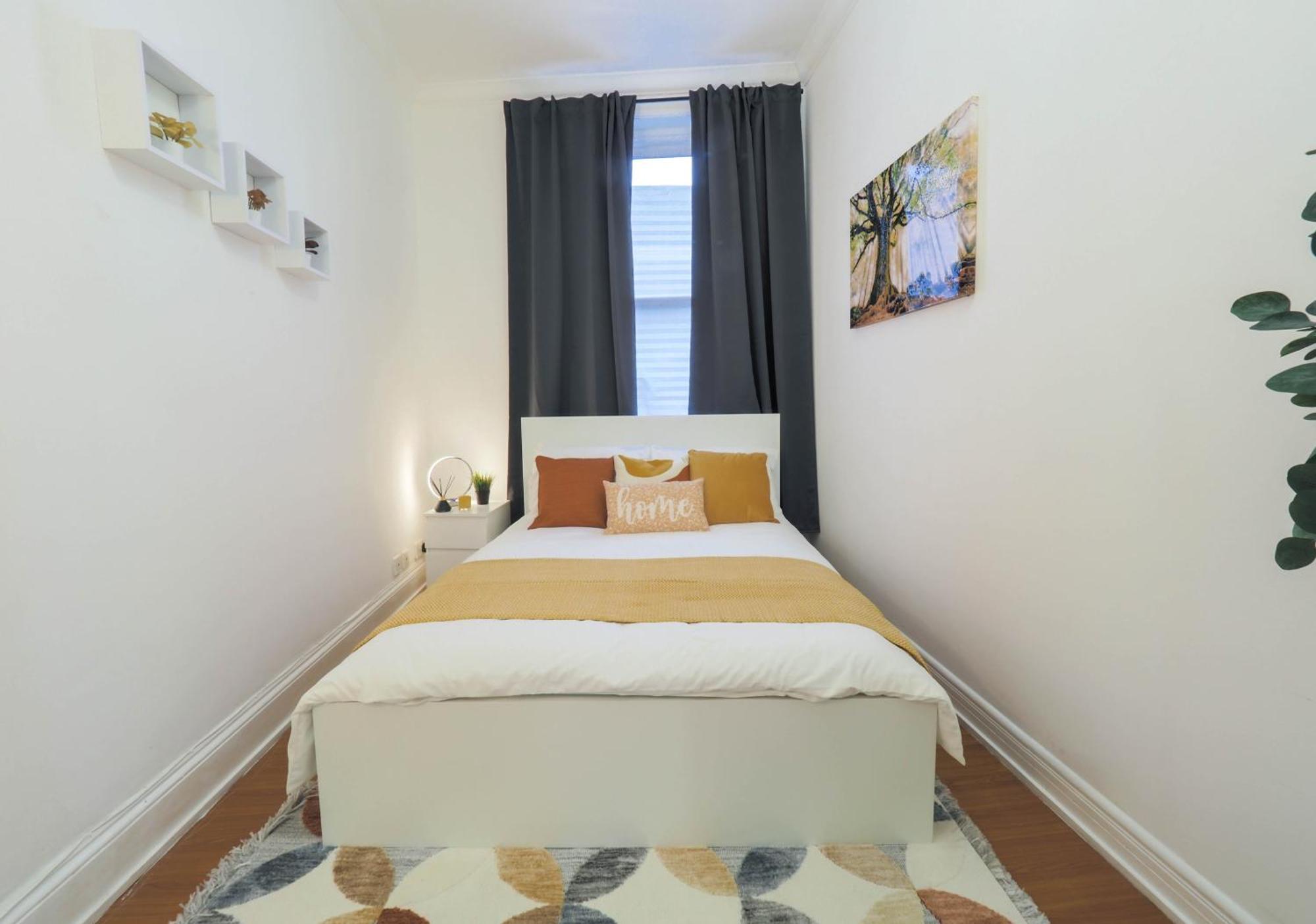 F1 Cozy 2 Bed Flat Opposite Olympia Sleeps 5 People Appartamento *