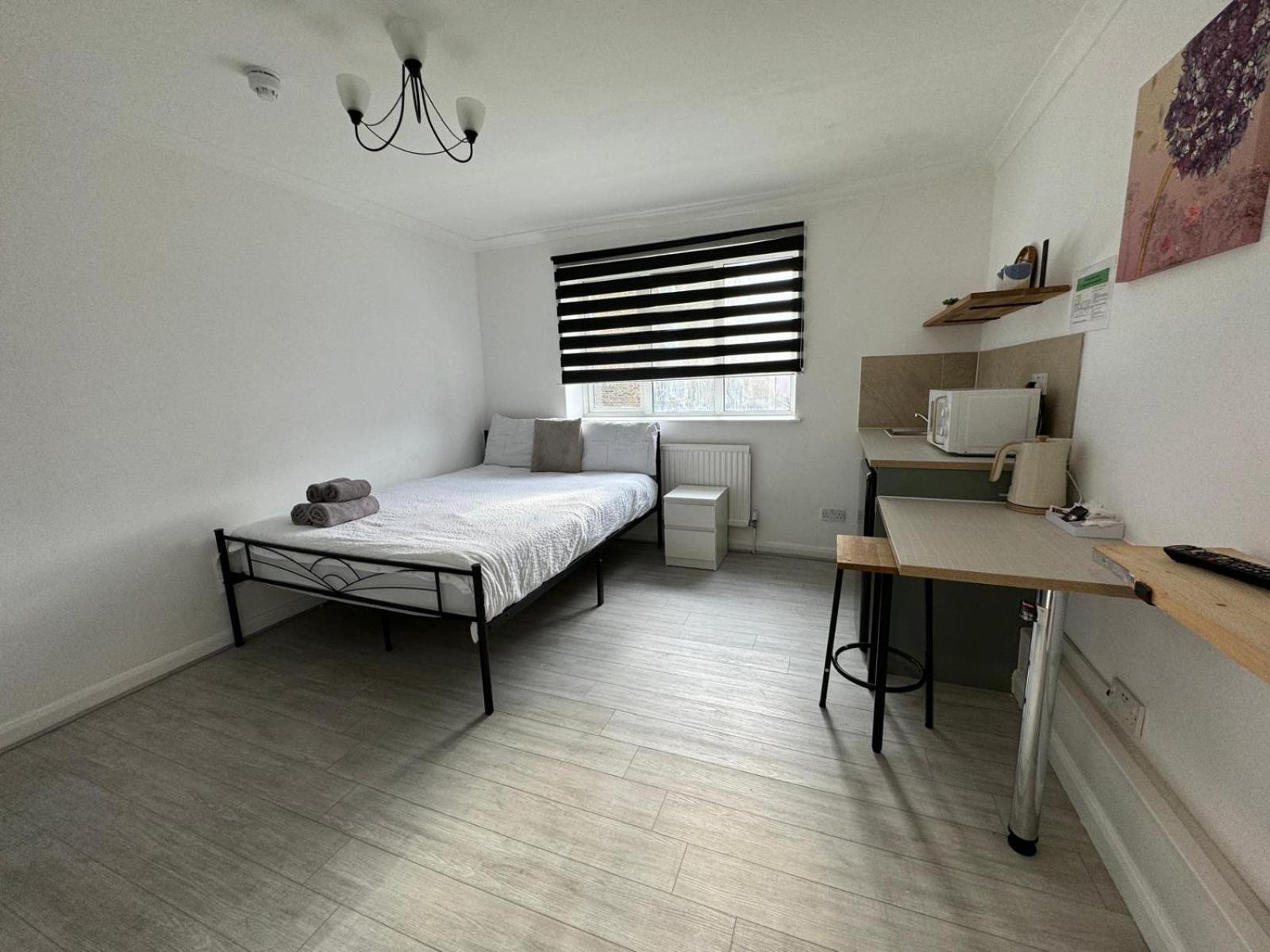 Newly Renovated & Ensuite Rooms! - Camberwell Appartement Londen
