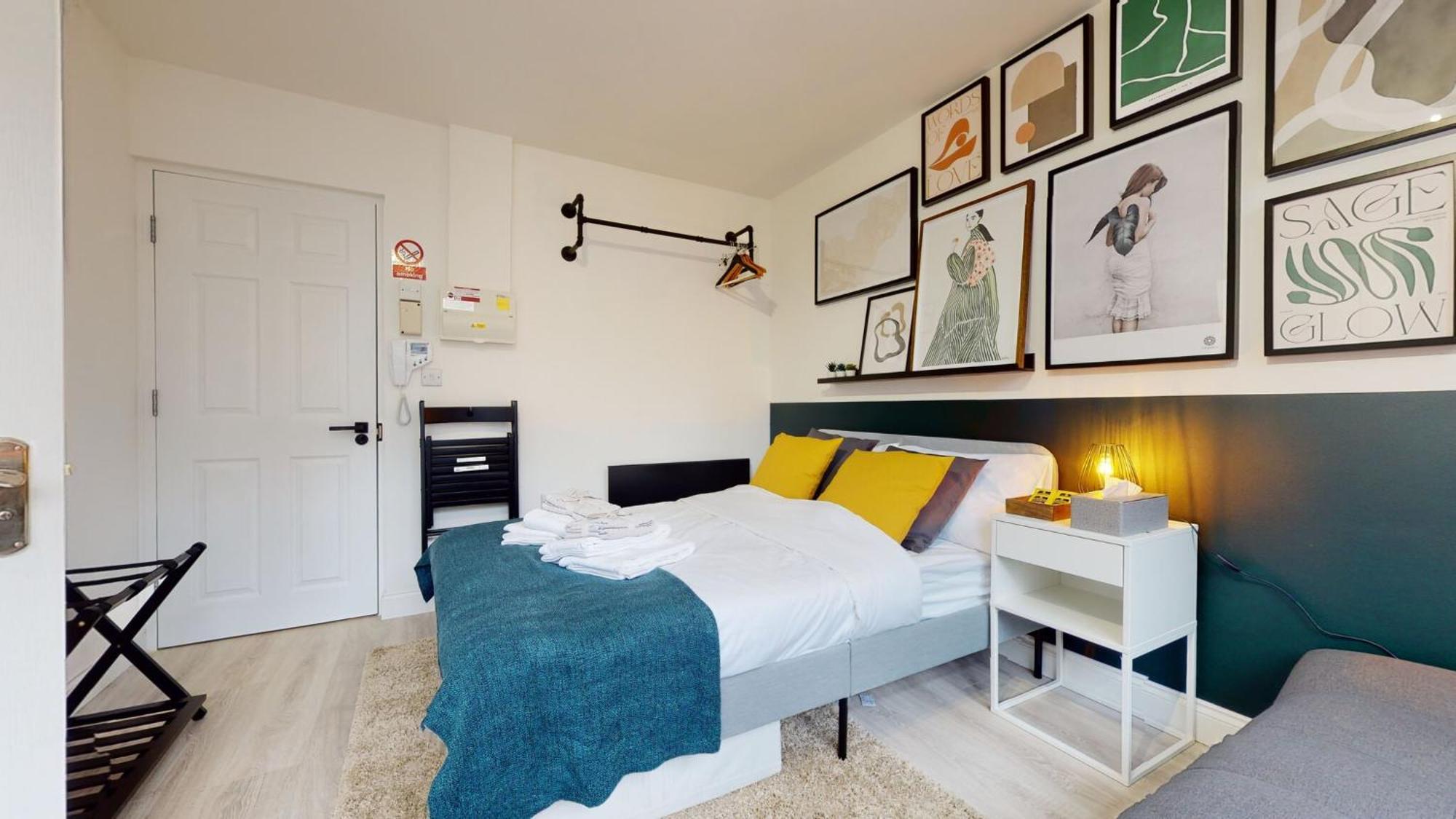 Stylish Near Regents Park! Lejlighed