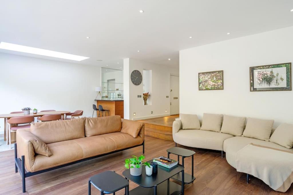 Stunning 4 Bedroom In Holland Park Apartment *