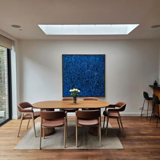 Apartment Stunning 4 Bedroom In Holland Park