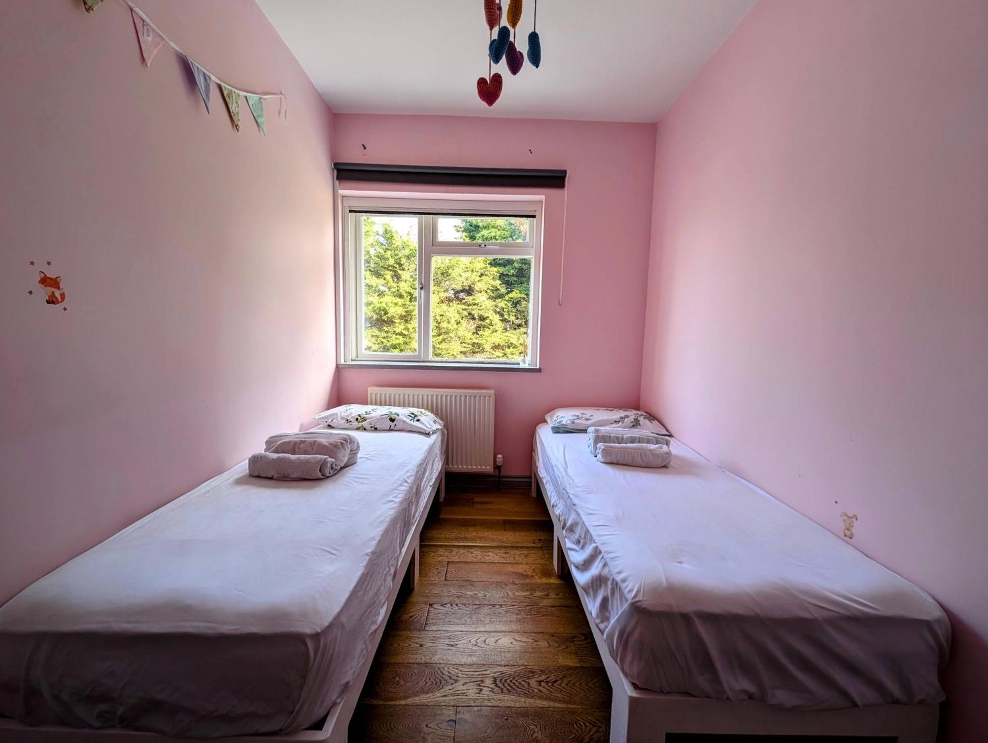 3bedrooms House Sleeps10 Garden&parking Ably Londen