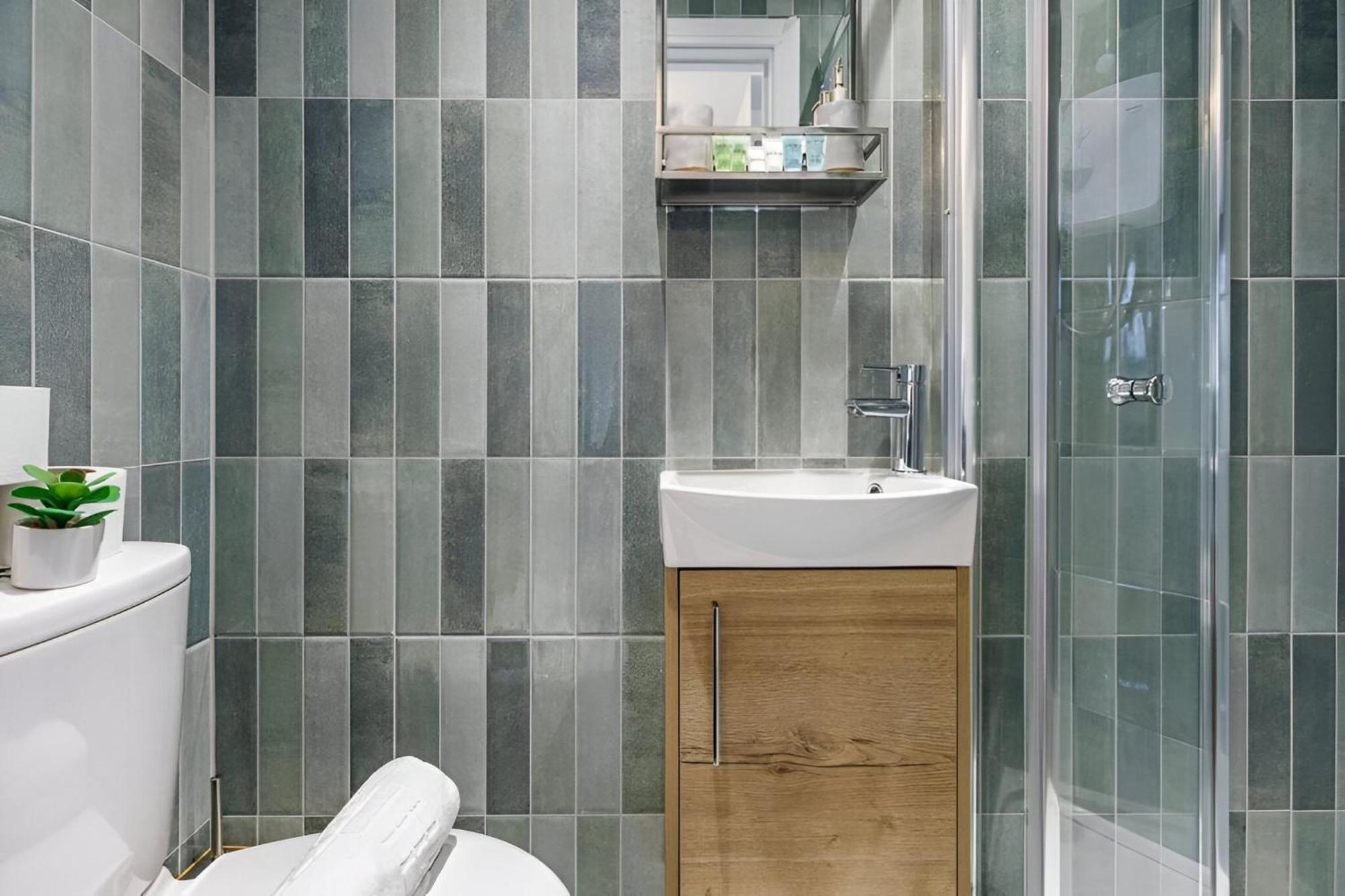 Serene Getaway With Calming Ambiance Lejlighed London