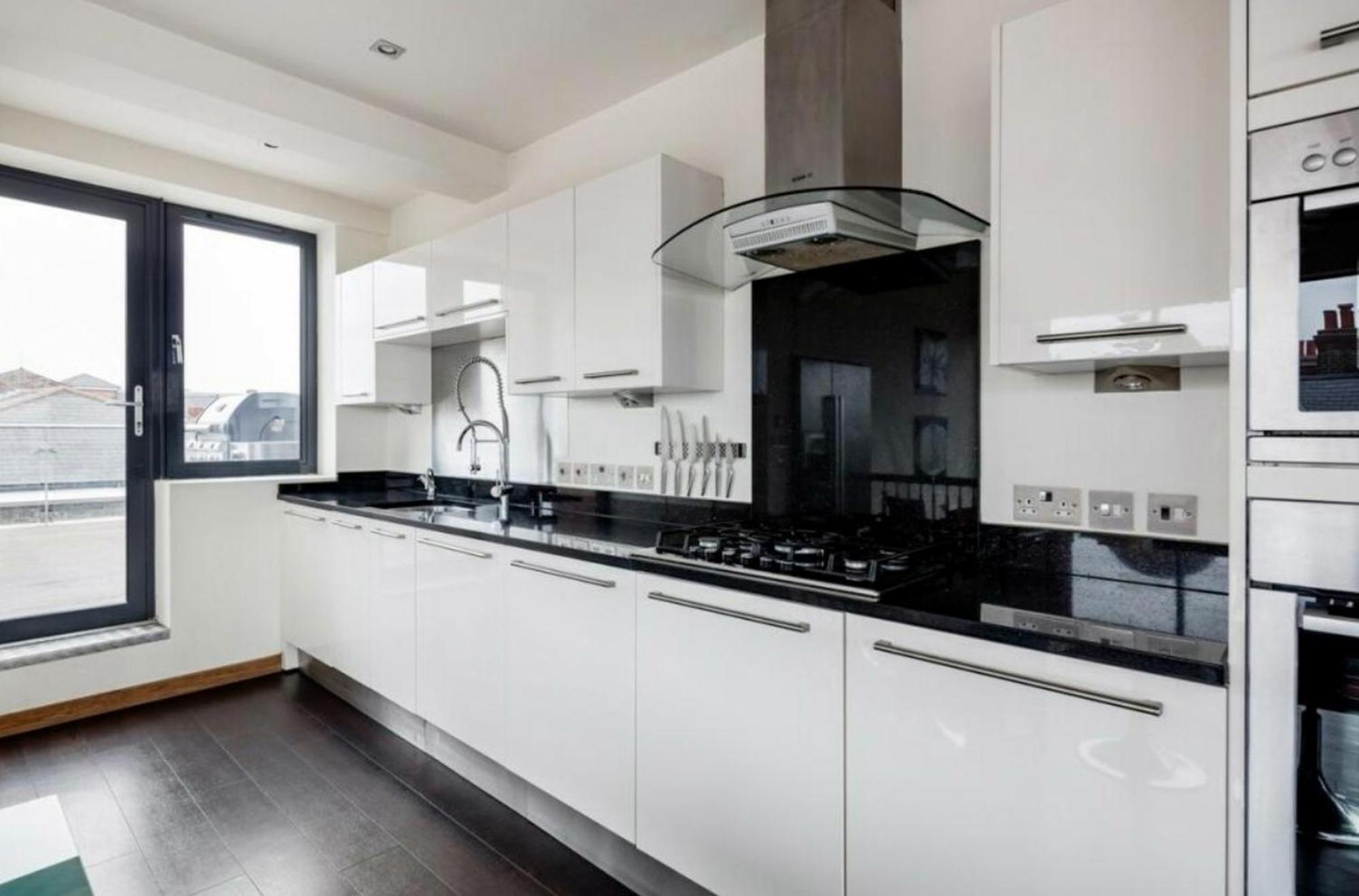 Spectacular 4 Bedroom