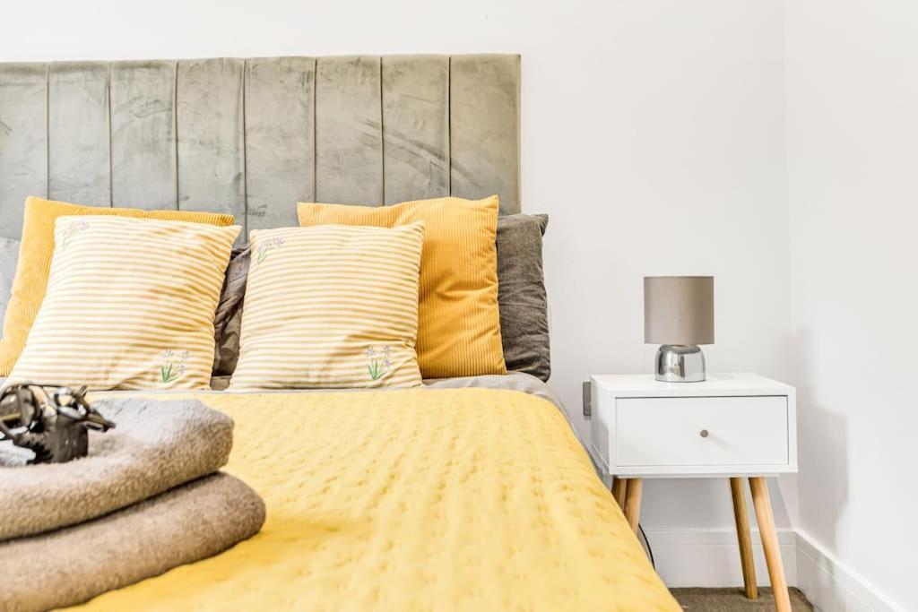 Apartment Wow Abbey Road - Sleeps Up To 8